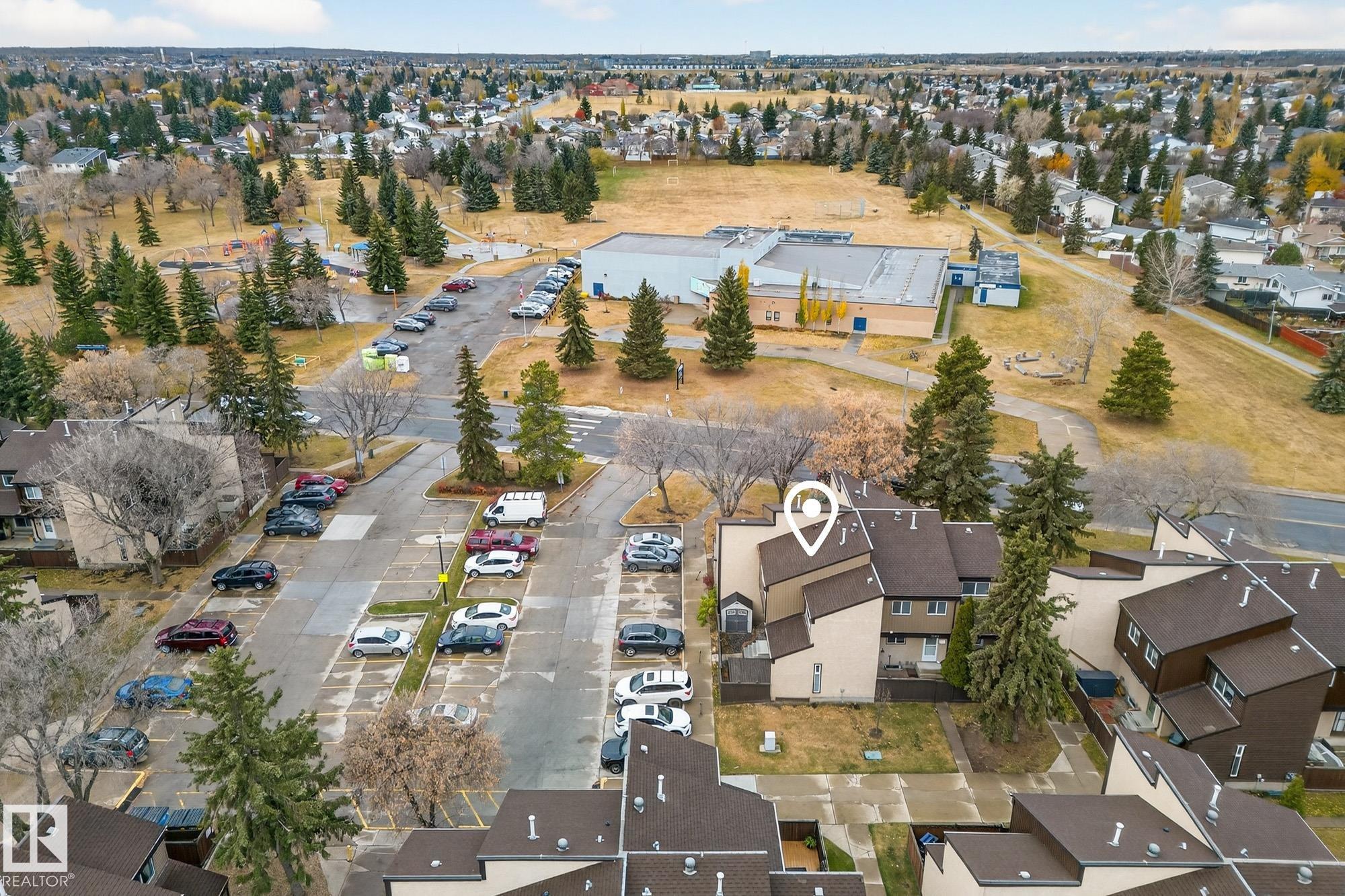 Photo 10 at 7271 180 Street NW, Lymburn, Edmonton