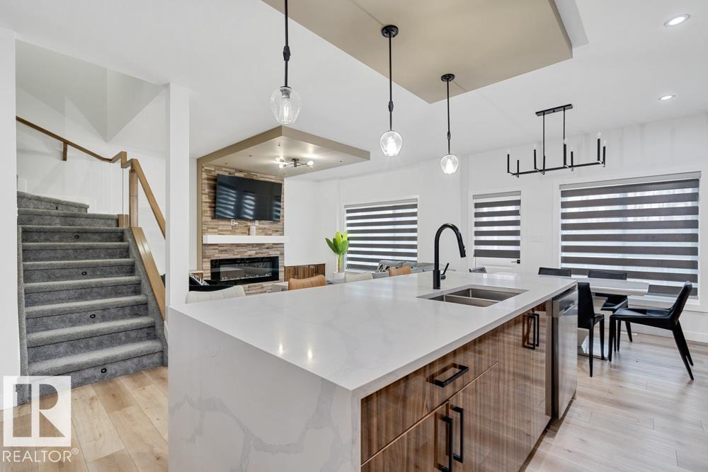 Photo 11 at 16115 34 Avenue SW, Glenridding Ravine, Edmonton