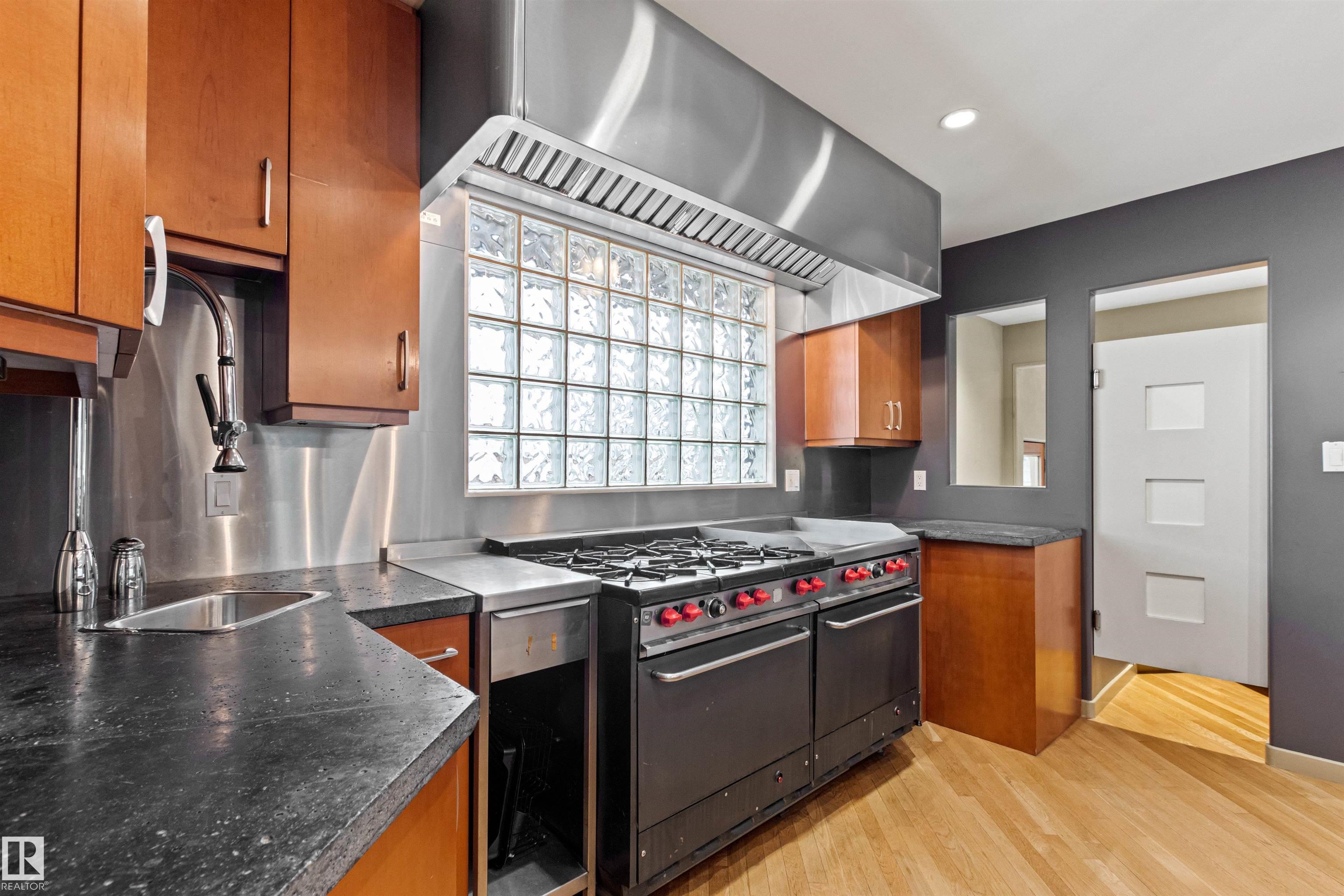 Photo 15 at 14403 83 Avenue NW, Laurier Heights, Edmonton