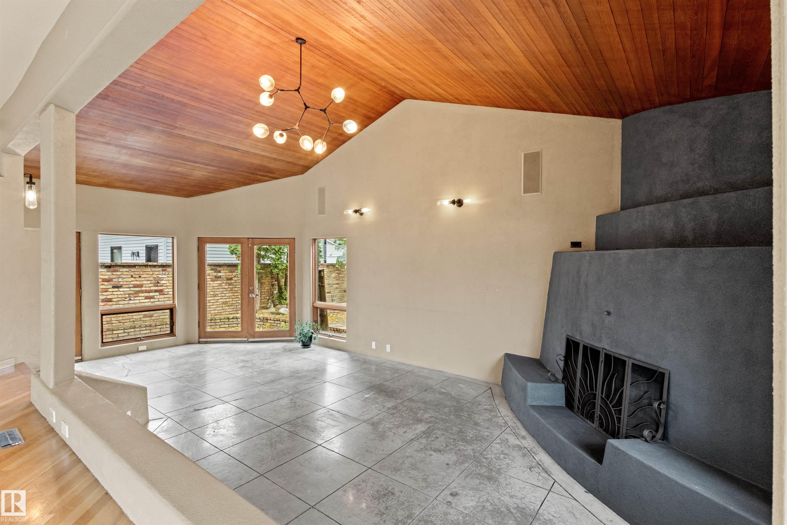 Photo 17 at 14403 83 Avenue NW, Laurier Heights, Edmonton