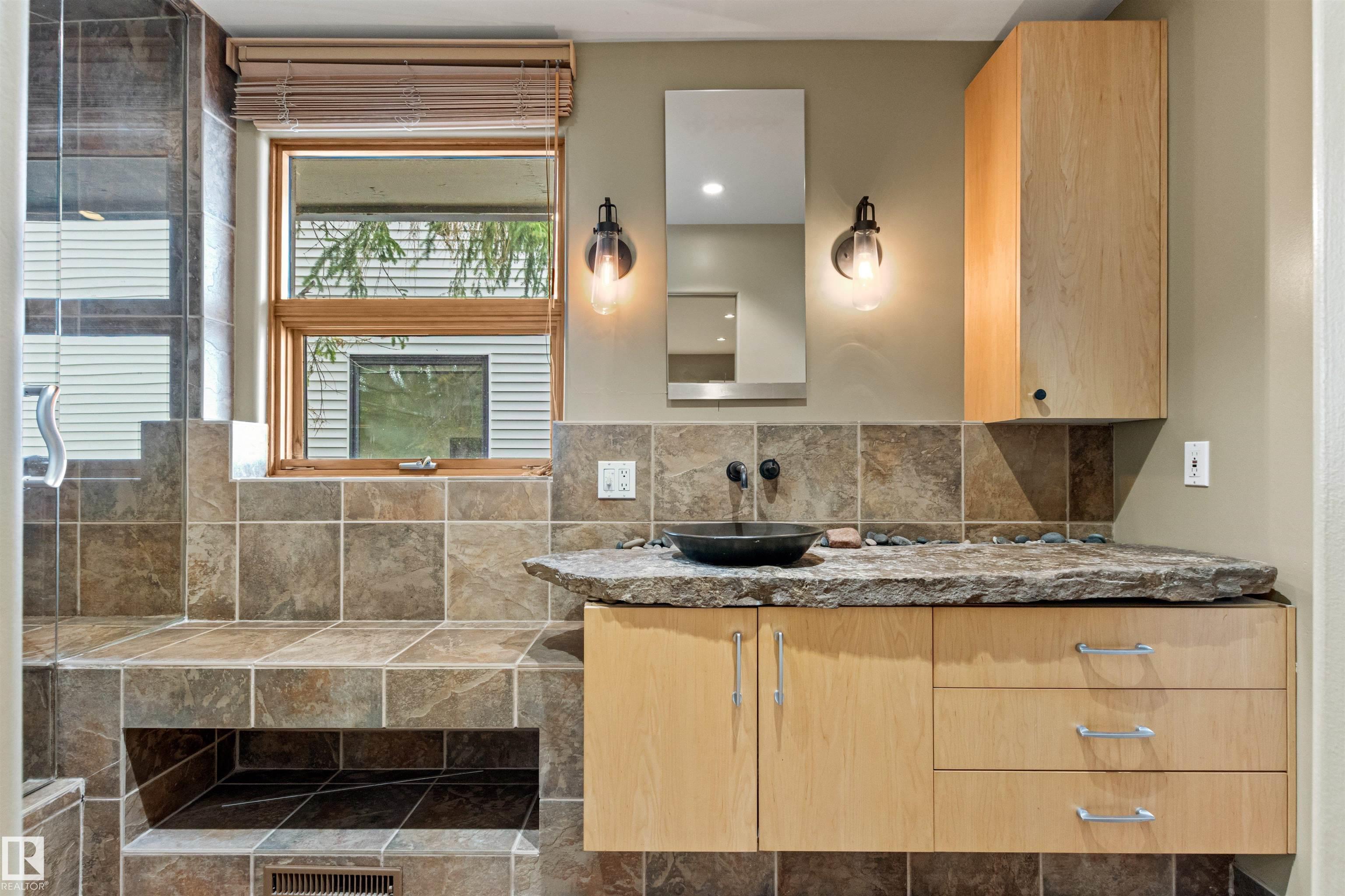 Photo 23 at 14403 83 Avenue NW, Laurier Heights, Edmonton