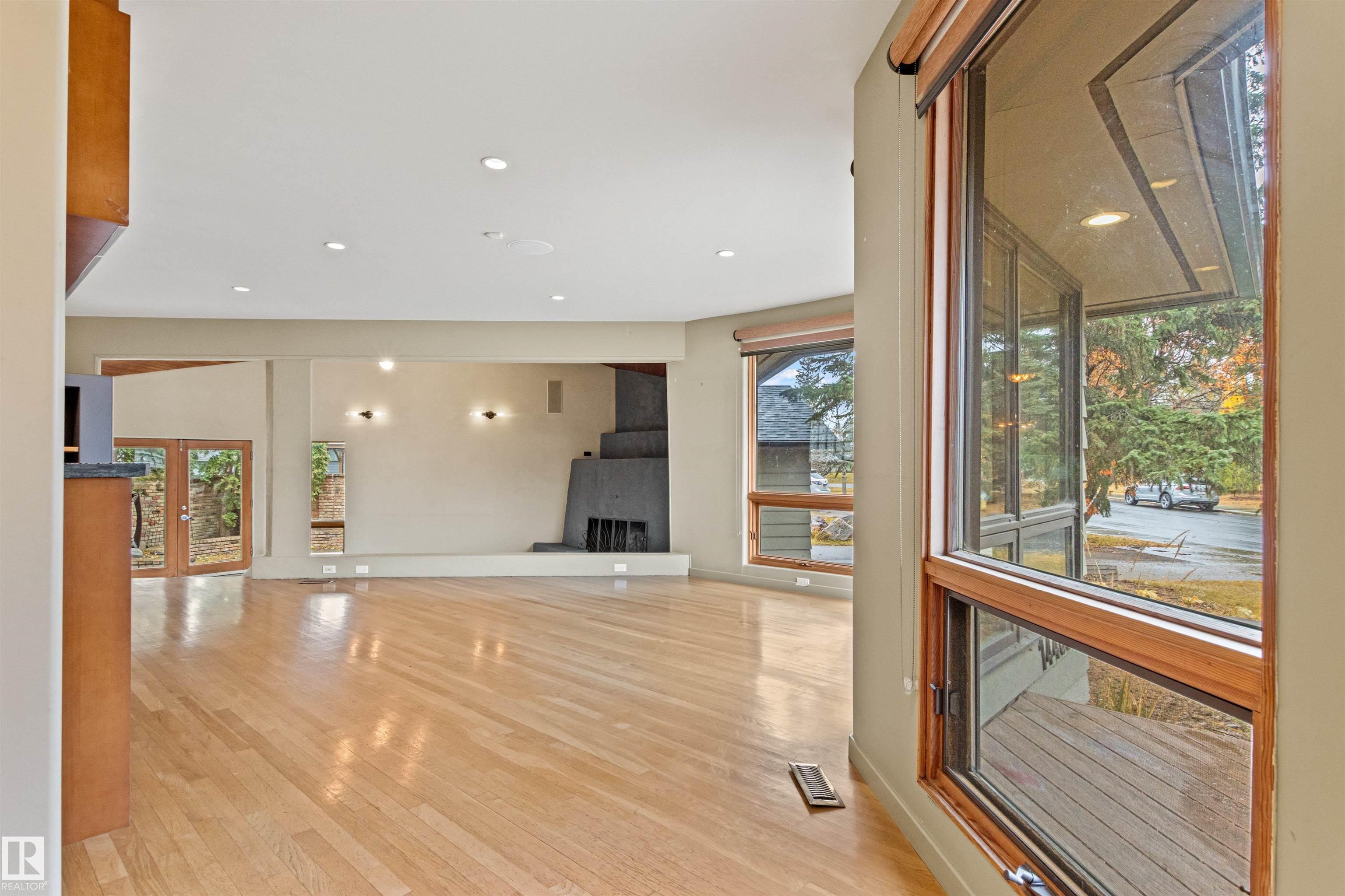 Photo 6 at 14403 83 Avenue NW, Laurier Heights, Edmonton