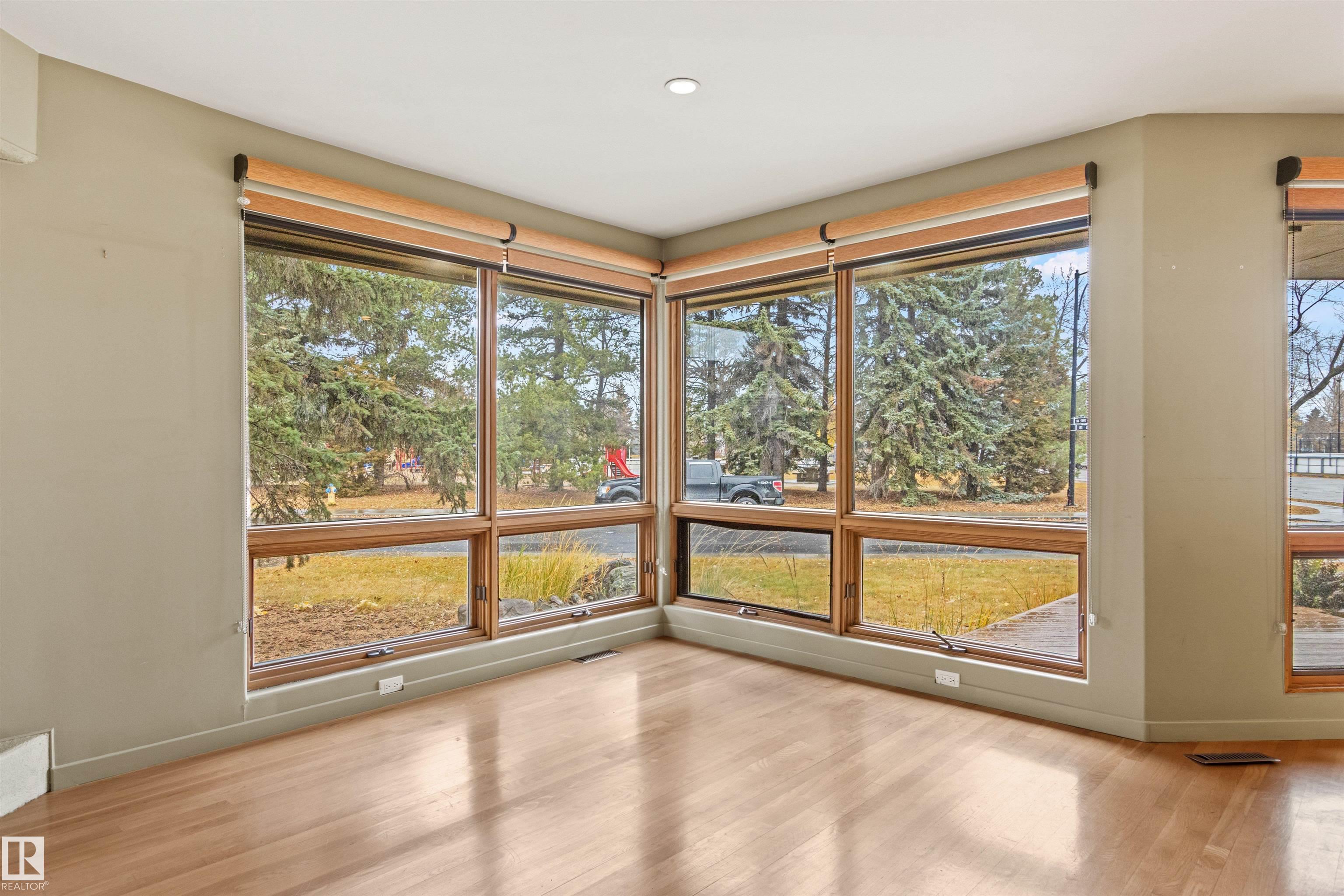 Photo 10 at 14403 83 Avenue NW, Laurier Heights, Edmonton