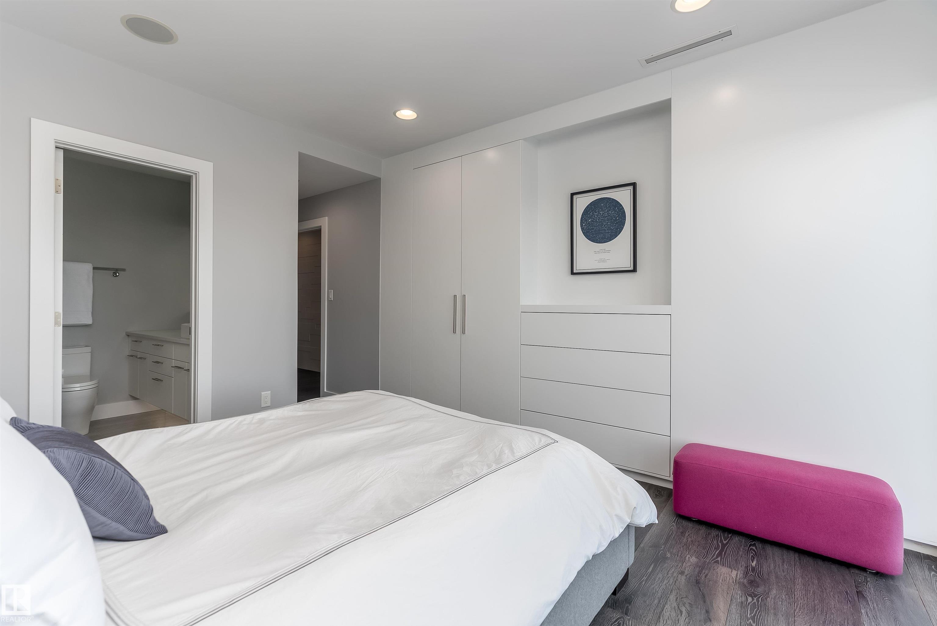 Photo 29 at 9509 99b Street NW, Strathcona, Edmonton