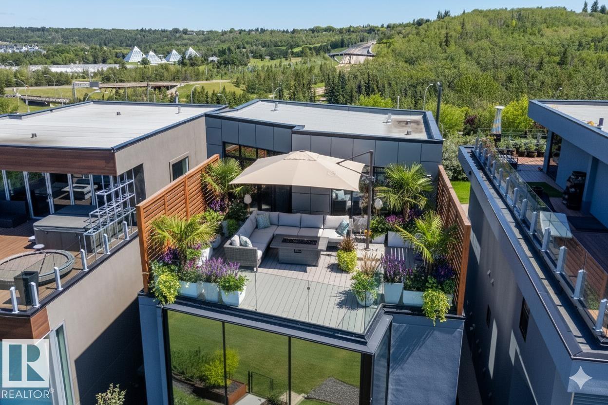 Photo 38 at 9509 99b Street NW, Strathcona, Edmonton