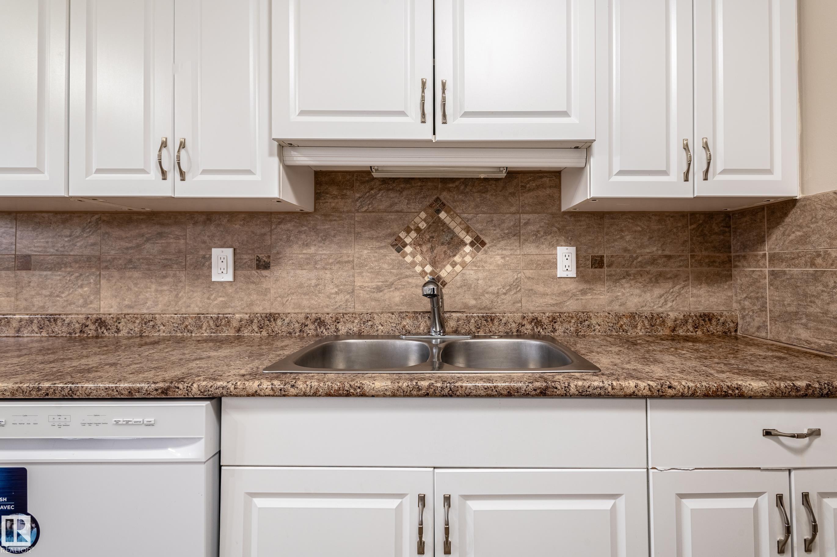 Photo 18 at 14707 25 Street NW, Fraser, Edmonton