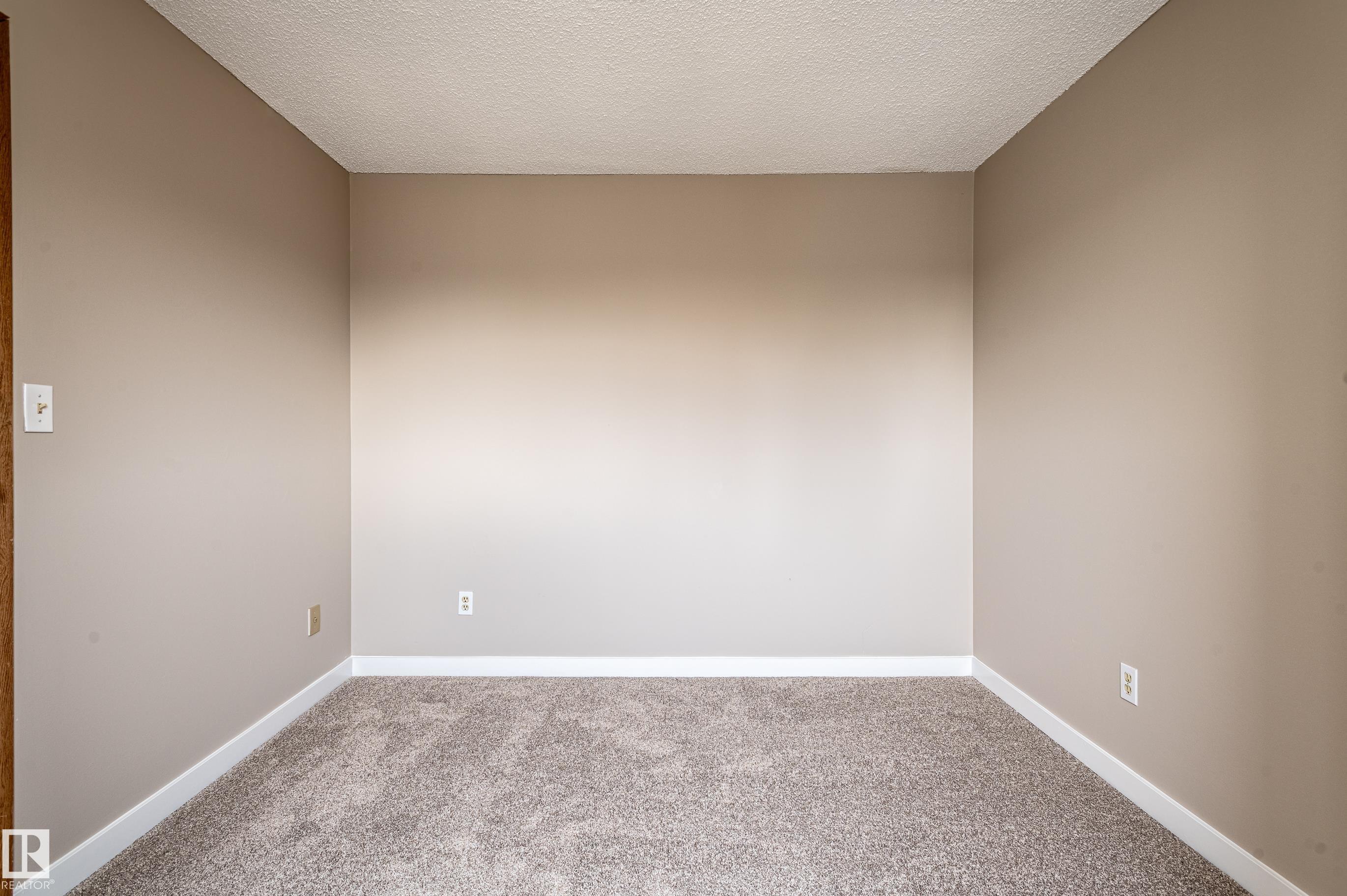 Photo 33 at 14707 25 Street NW, Fraser, Edmonton