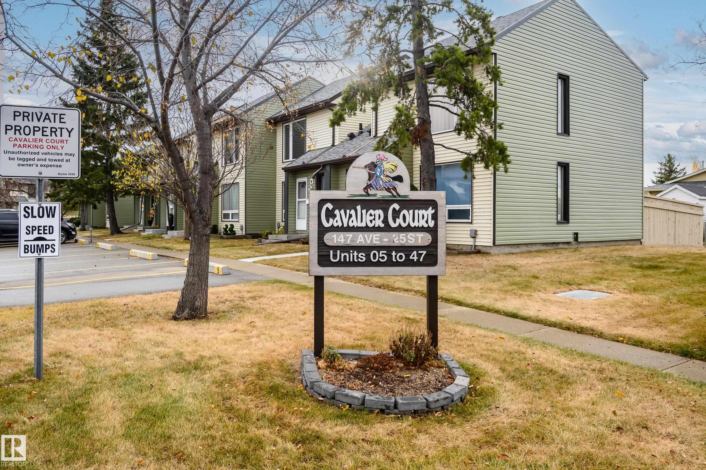 Photo 5 at 14707 25 Street NW, Fraser, Edmonton