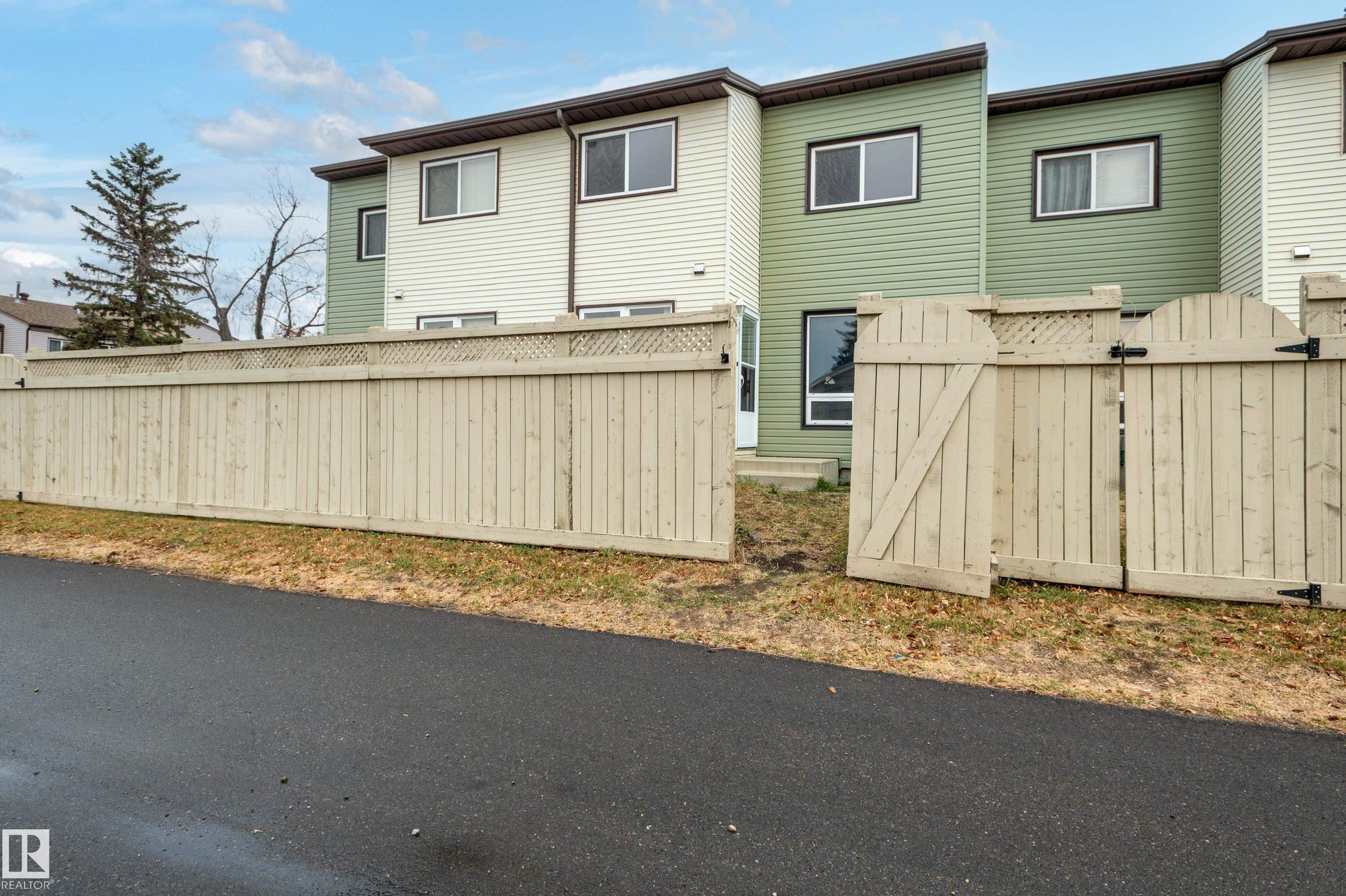 Photo 53 at 14707 25 Street NW, Fraser, Edmonton