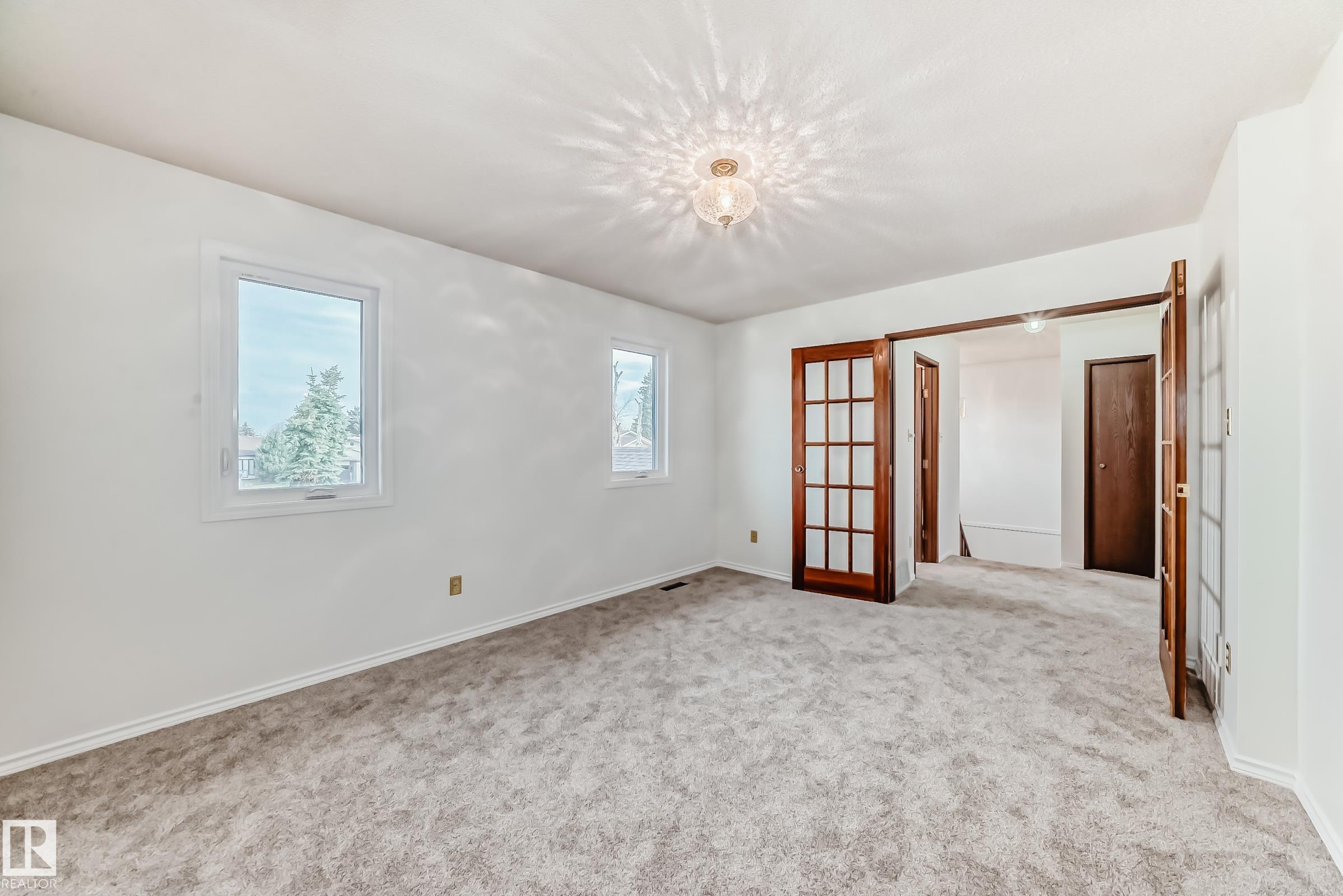 Photo 20 at 1028 107 Street NW, Bearspaw, Edmonton