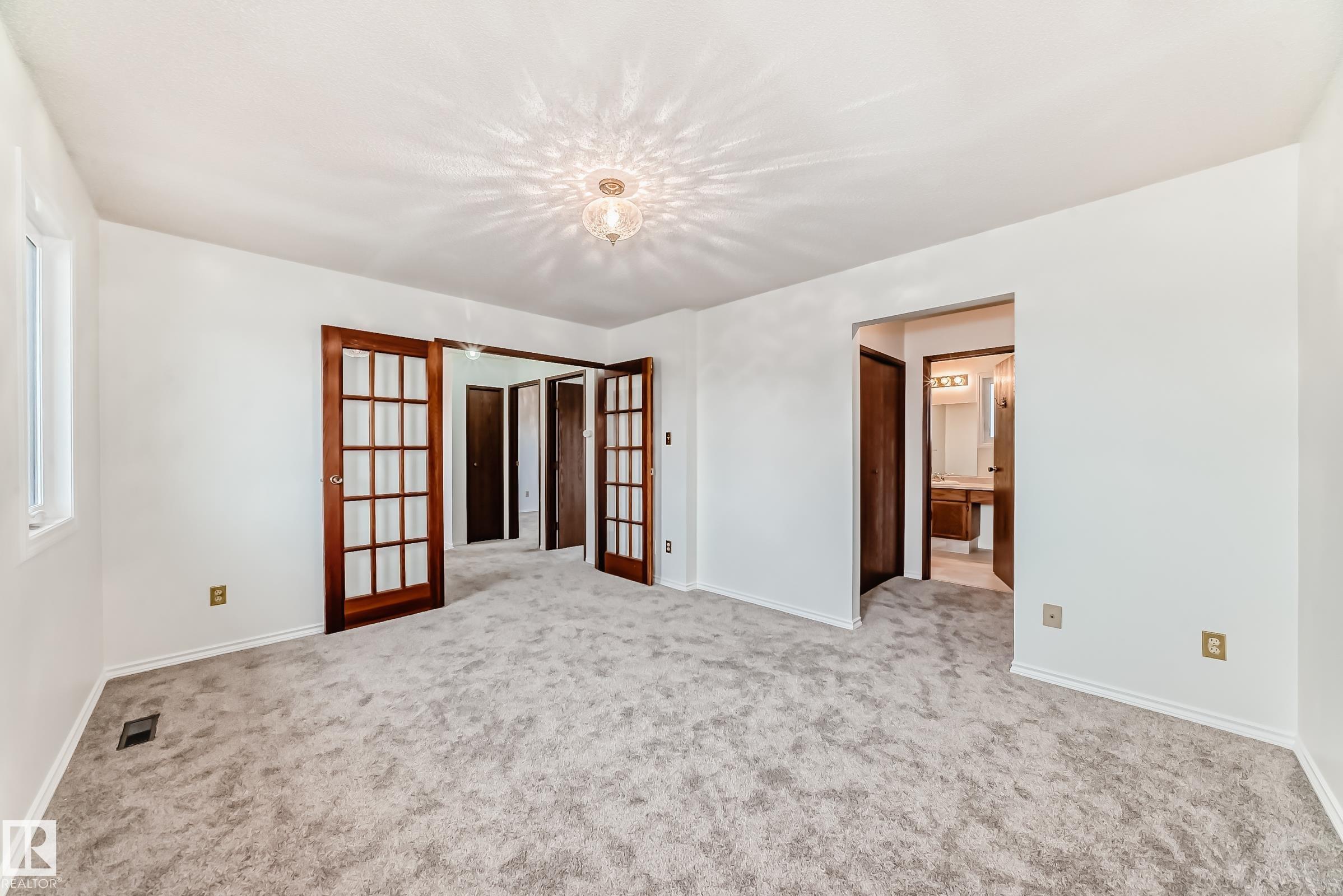 Photo 21 at 1028 107 Street NW, Bearspaw, Edmonton