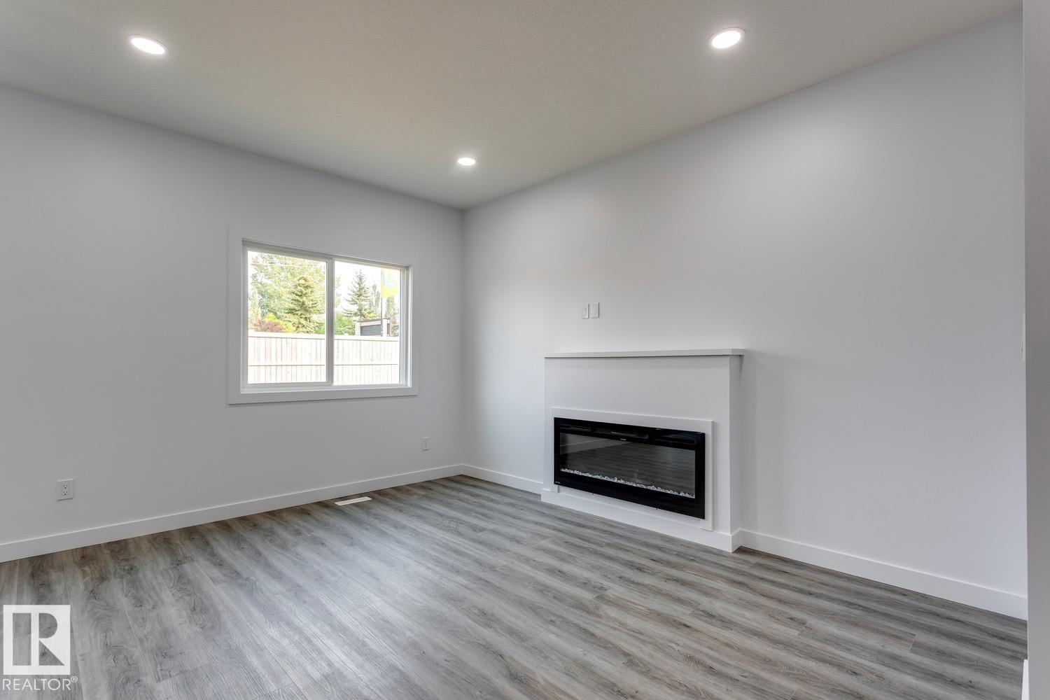 Photo 12 at 35 Caledon Crescent, Copperhaven, Spruce Grove