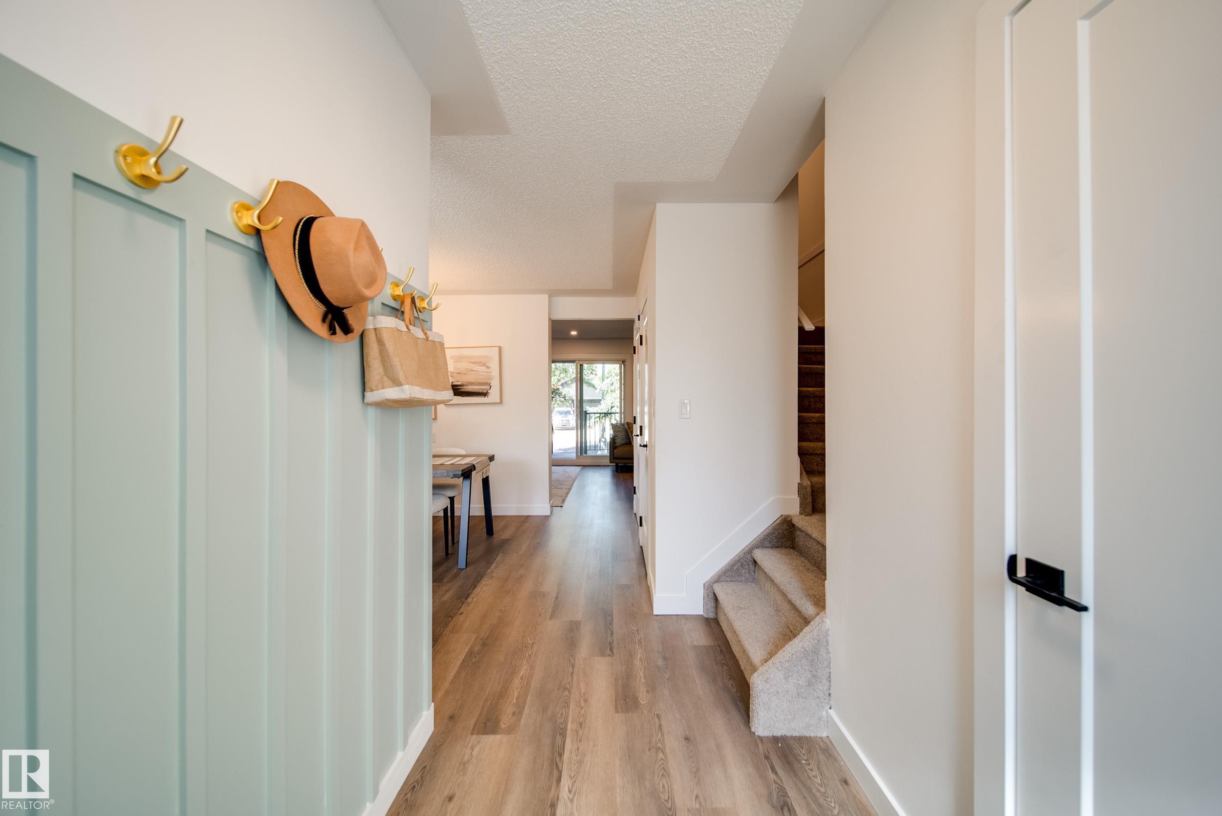 Photo 11 at 9949 171 Avenue NW, Baturyn, Edmonton