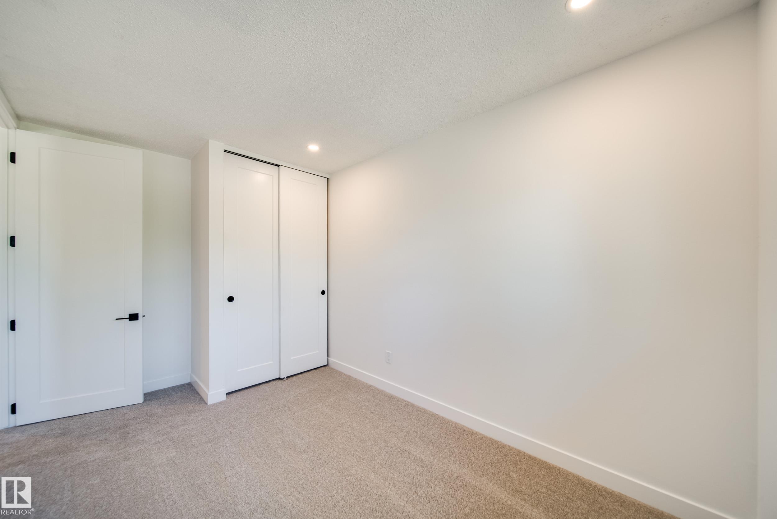 Photo 20 at 9949 171 Avenue NW, Baturyn, Edmonton