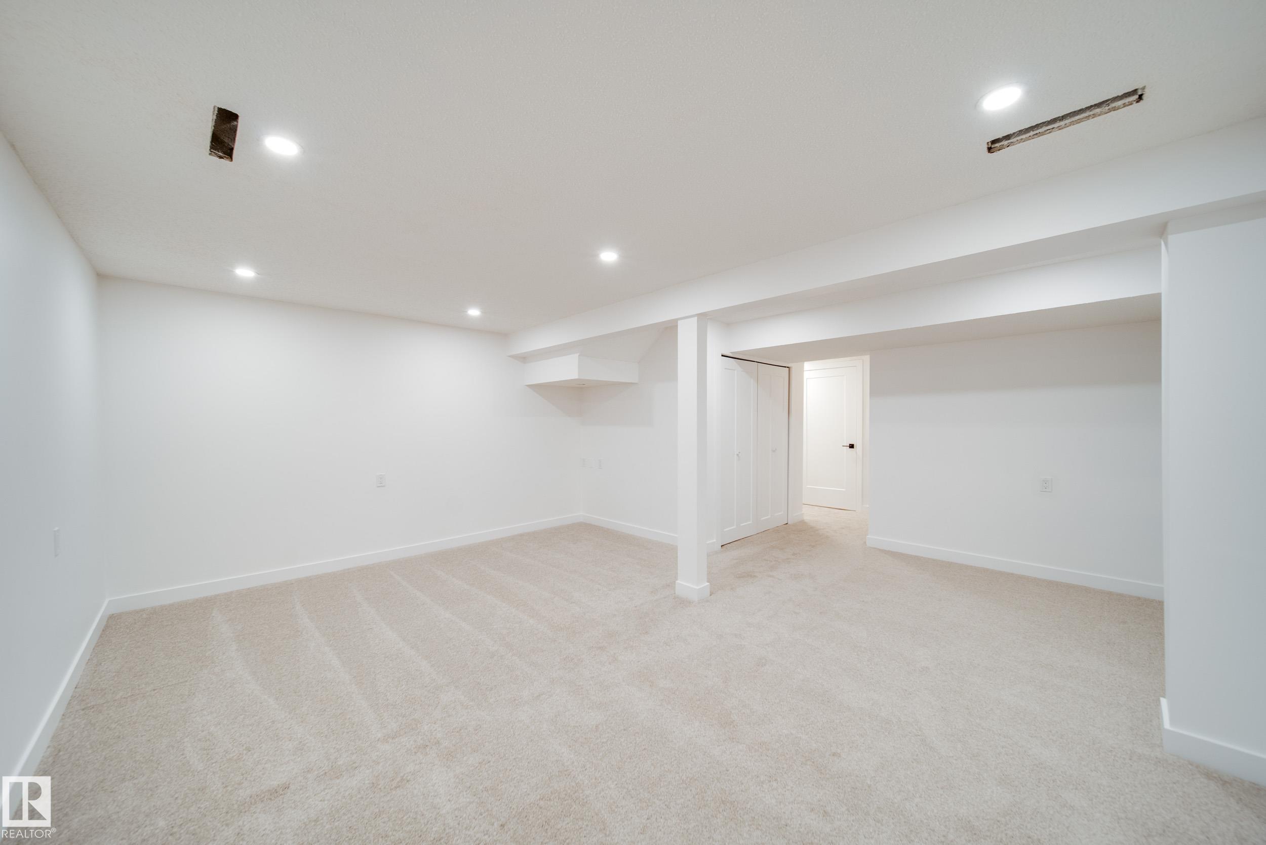 Photo 25 at 9949 171 Avenue NW, Baturyn, Edmonton