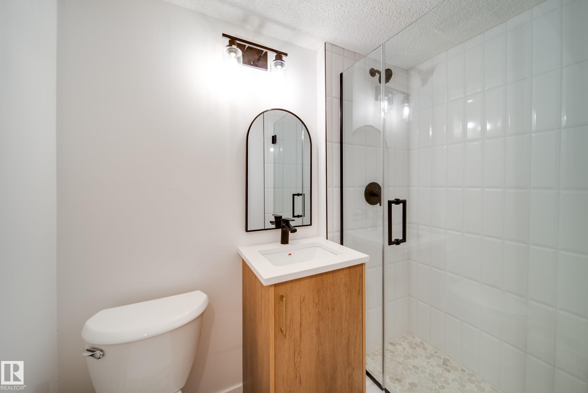 Photo 26 at 9949 171 Avenue NW, Baturyn, Edmonton