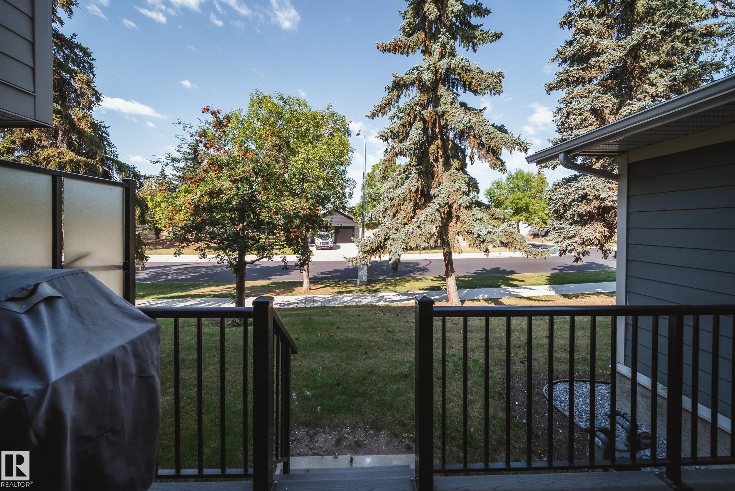 Photo 29 at 9949 171 Avenue NW, Baturyn, Edmonton