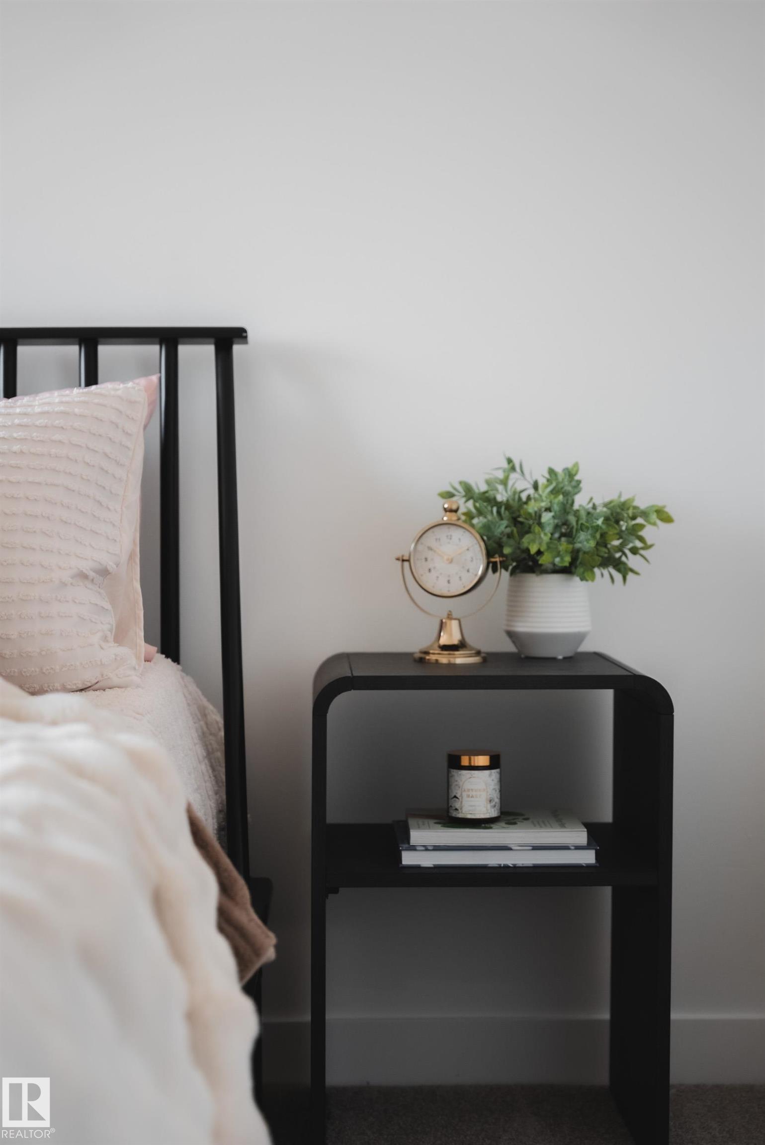 Photo 37 at 9949 171 Avenue NW, Baturyn, Edmonton