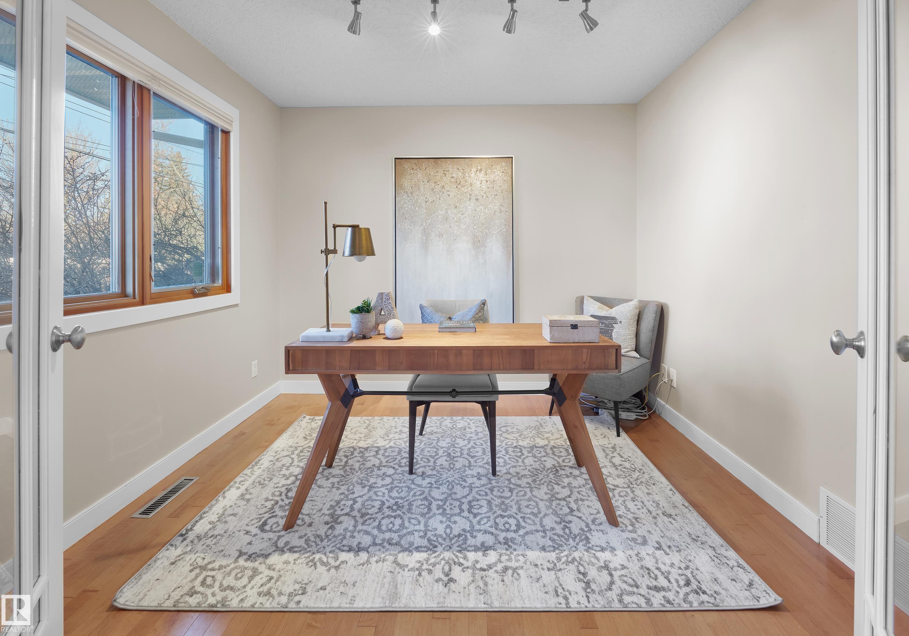 Photo 11 at 5607 109 Street NW, Pleasantview, Edmonton