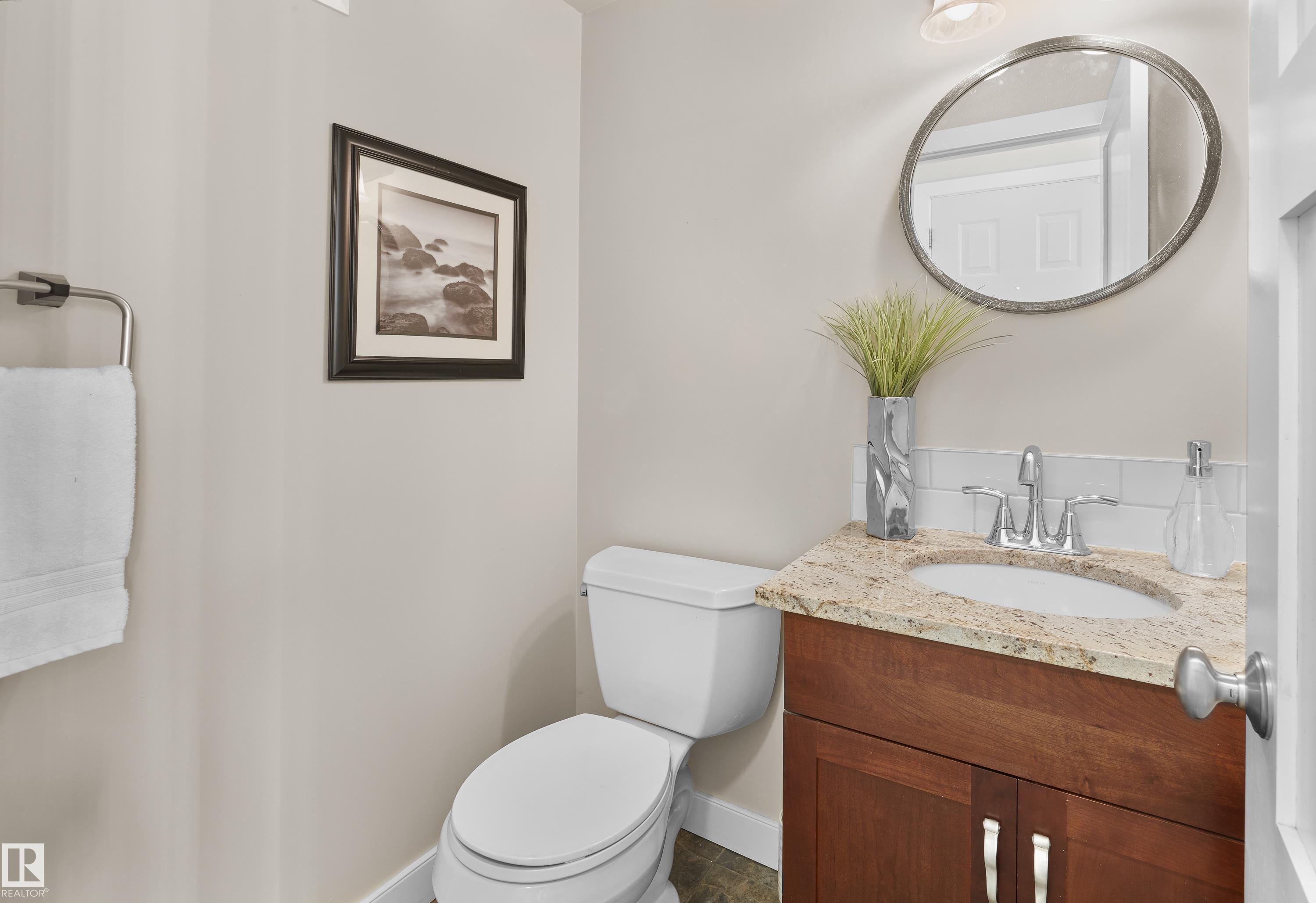 Photo 13 at 5607 109 Street NW, Pleasantview, Edmonton