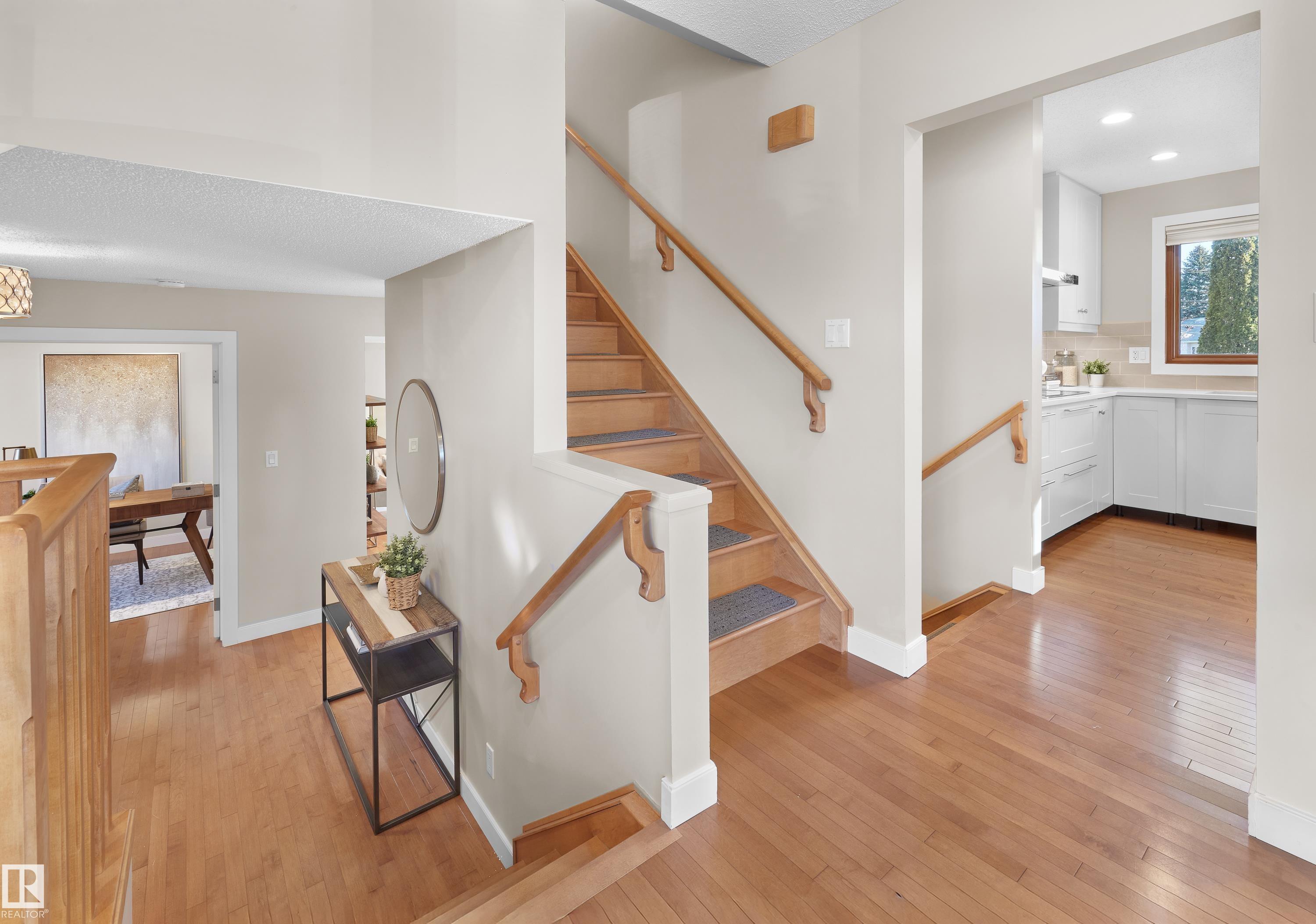 Photo 15 at 5607 109 Street NW, Pleasantview, Edmonton