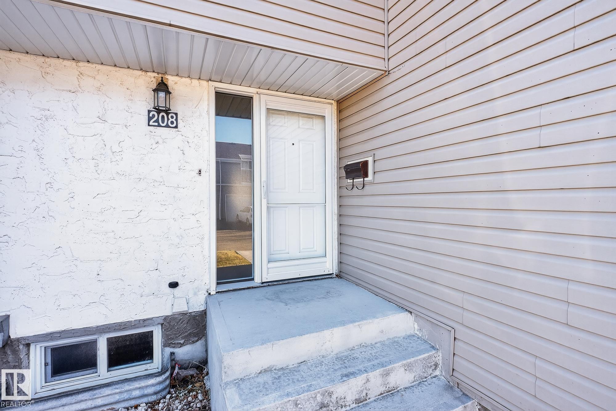 Photo 2 at 208 Chateau Place NW, Belmead, Edmonton