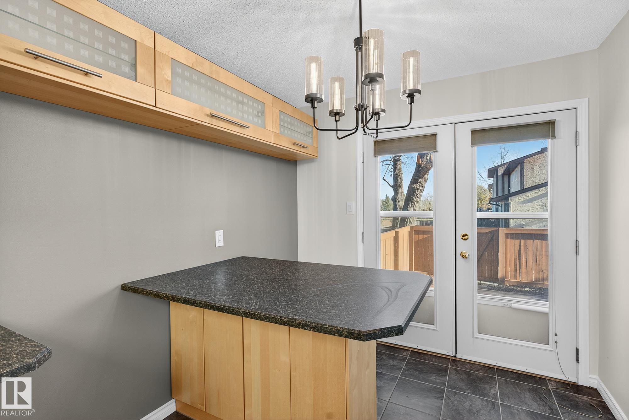 Photo 14 at 208 Chateau Place NW, Belmead, Edmonton