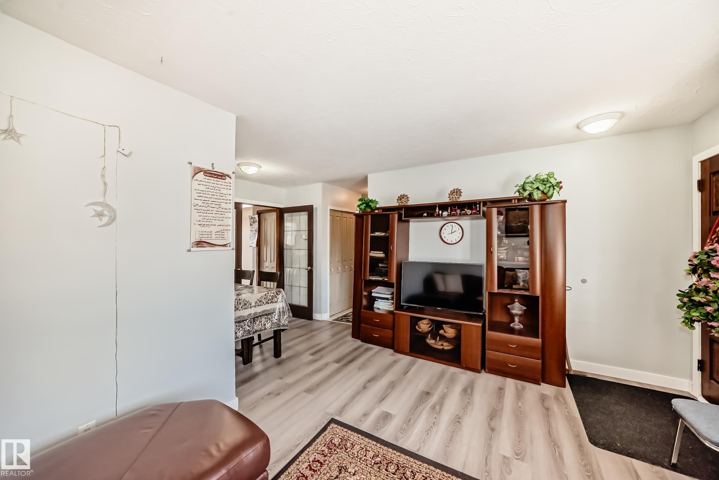 Photo 18 at 13119 135 Street NW, Athlone, Edmonton