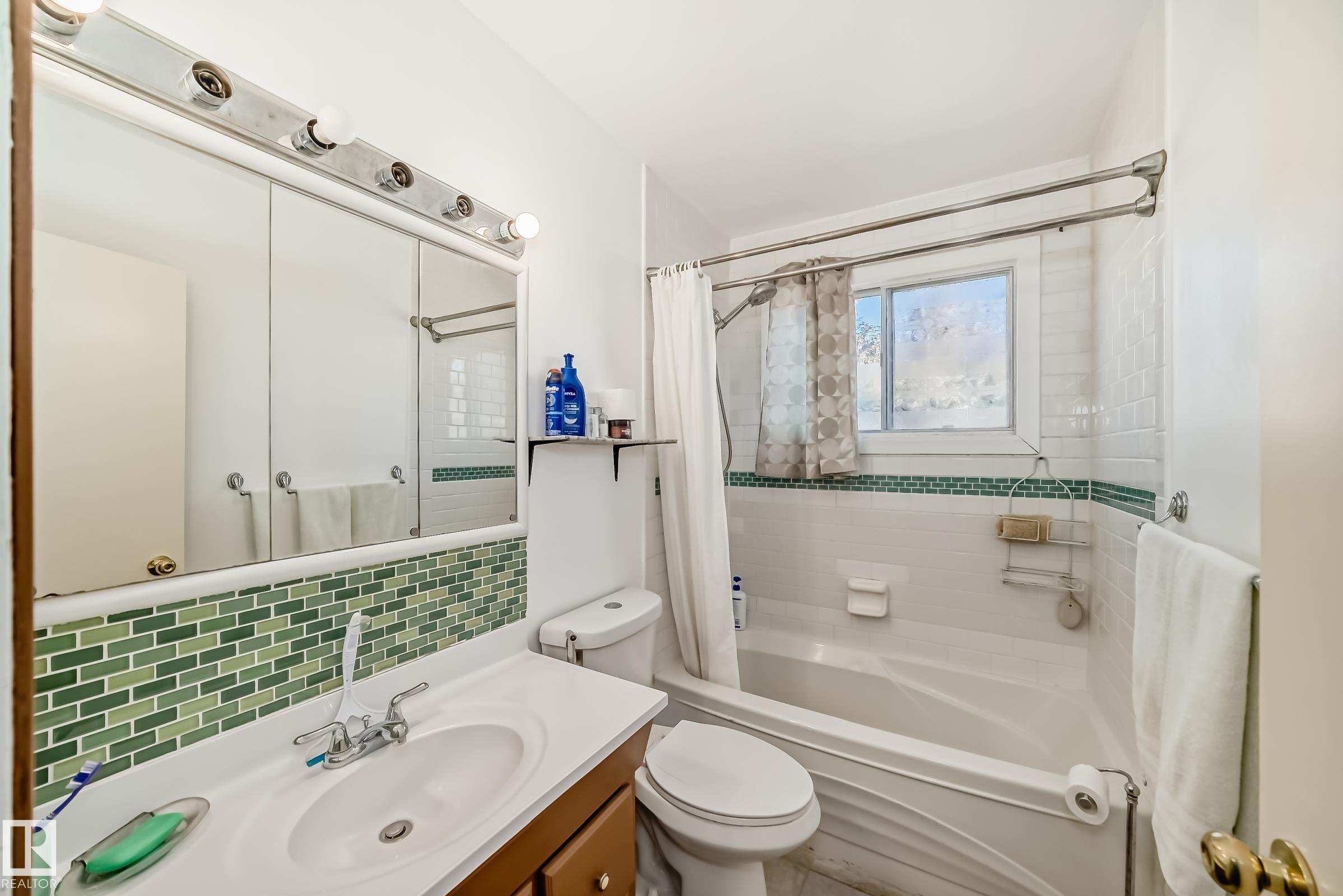 Photo 28 at 13119 135 Street NW, Athlone, Edmonton