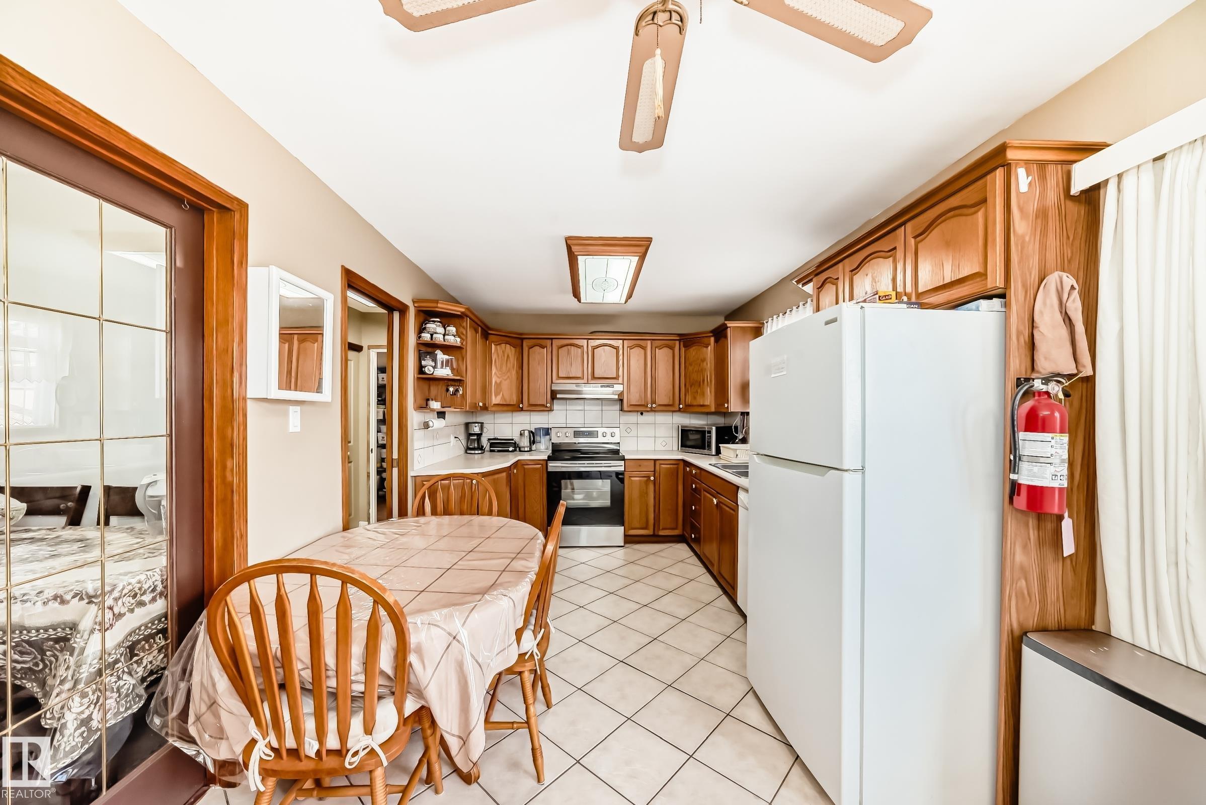 Photo 6 at 13119 135 Street NW, Athlone, Edmonton