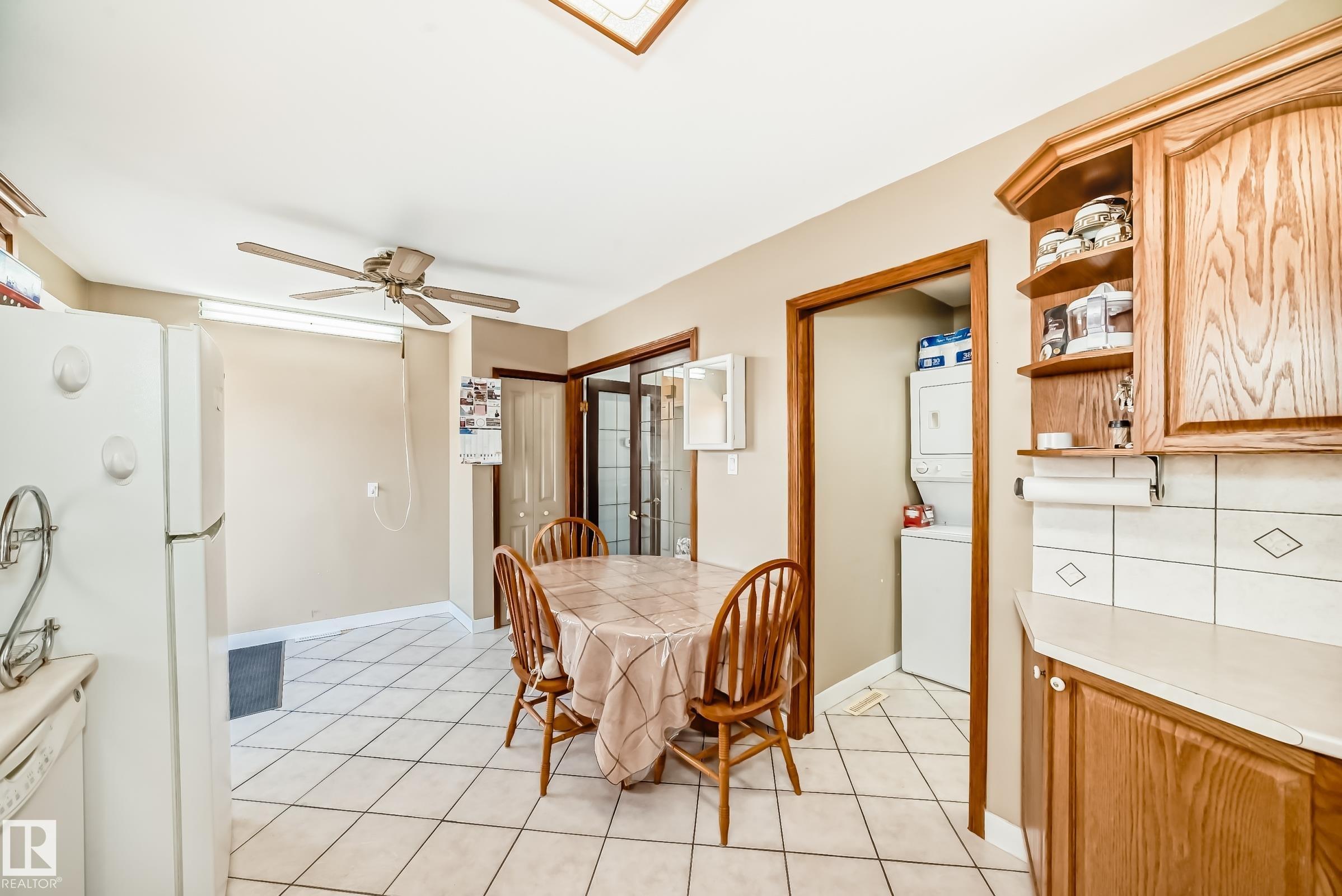 Photo 10 at 13119 135 Street NW, Athlone, Edmonton