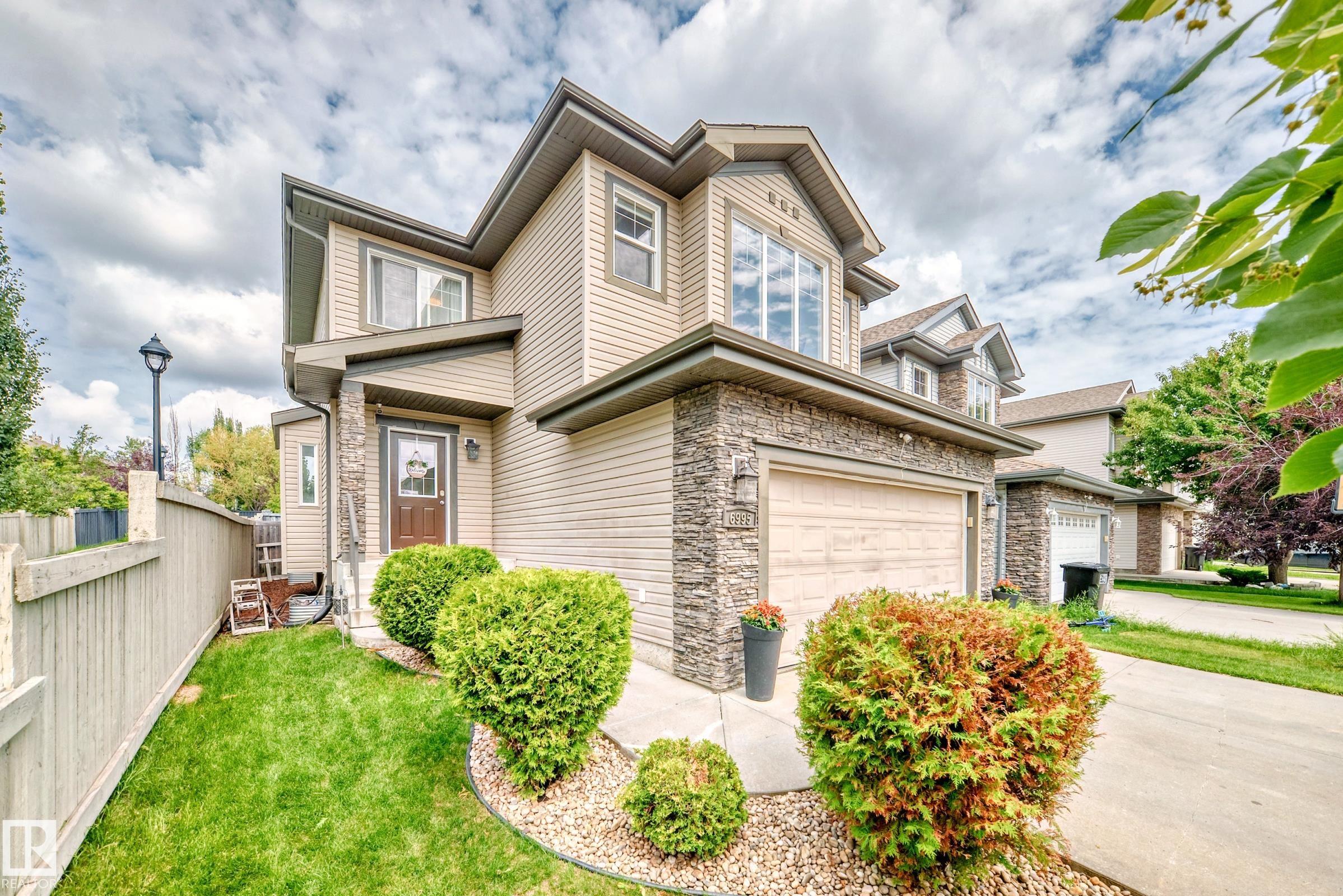 Photo 3 at 6995 Strom Lane NW, South Terwillegar, Edmonton