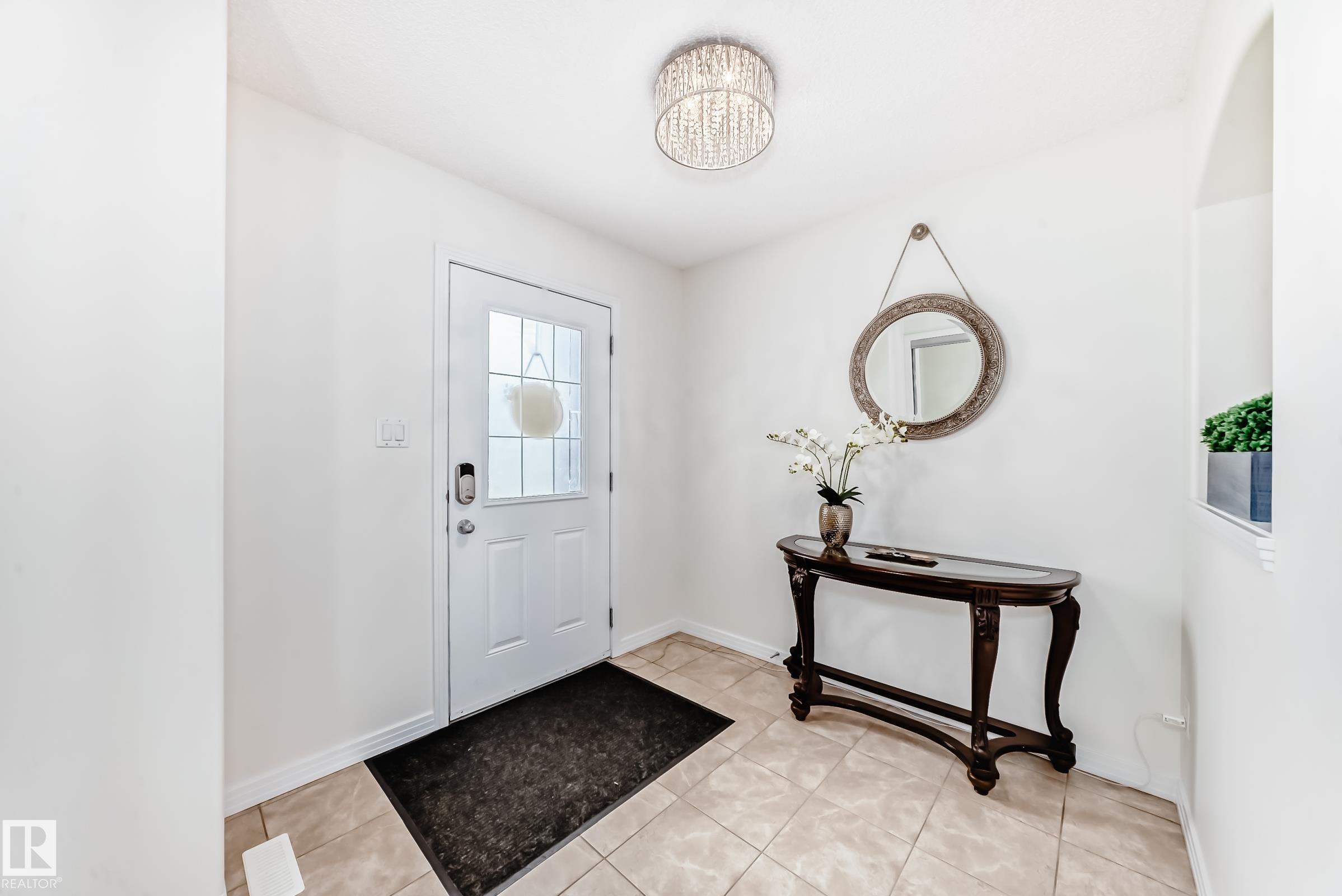 Photo 4 at 6995 Strom Lane NW, South Terwillegar, Edmonton