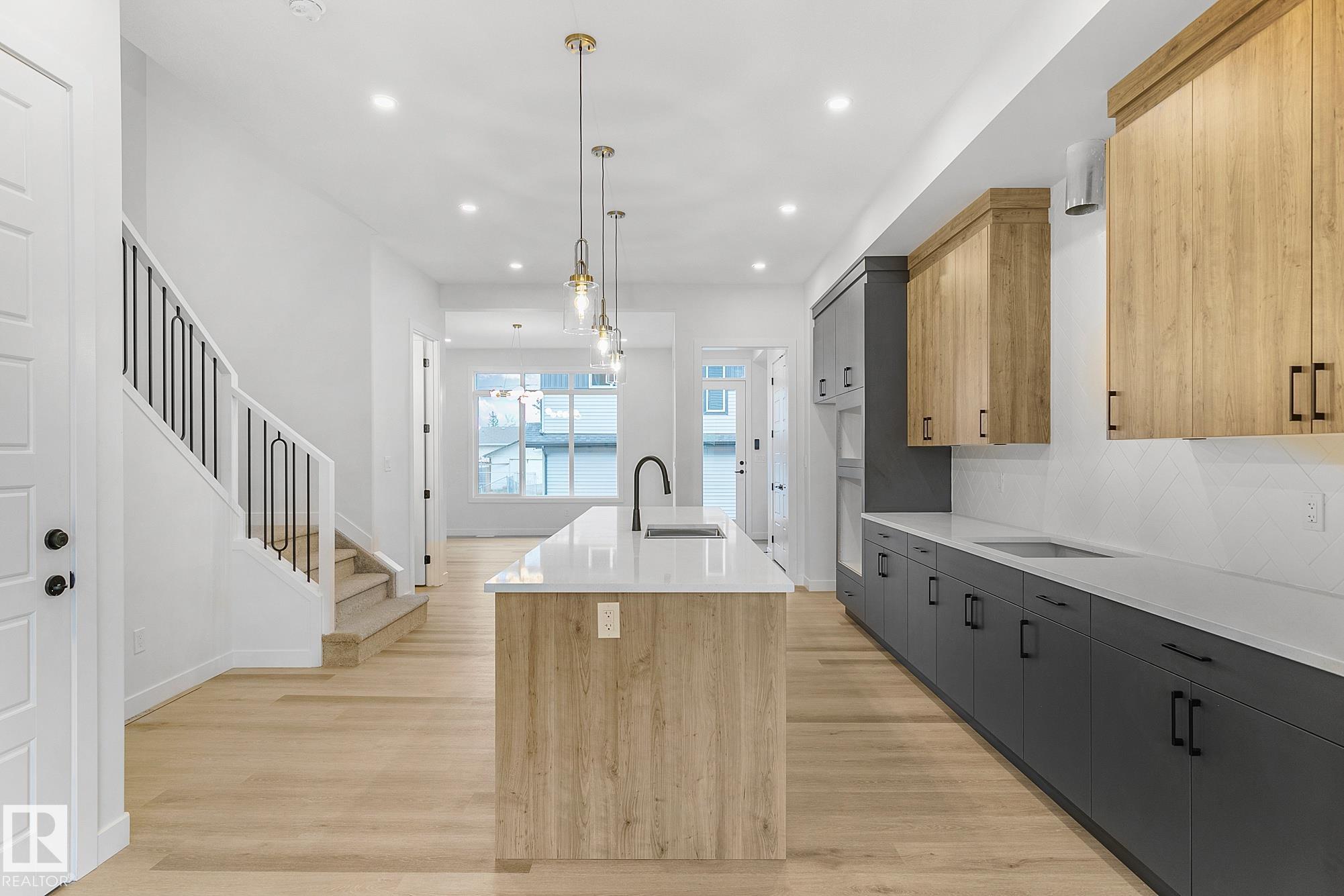 Photo 10 at 9928 157 Street NW, Glenwood, Edmonton