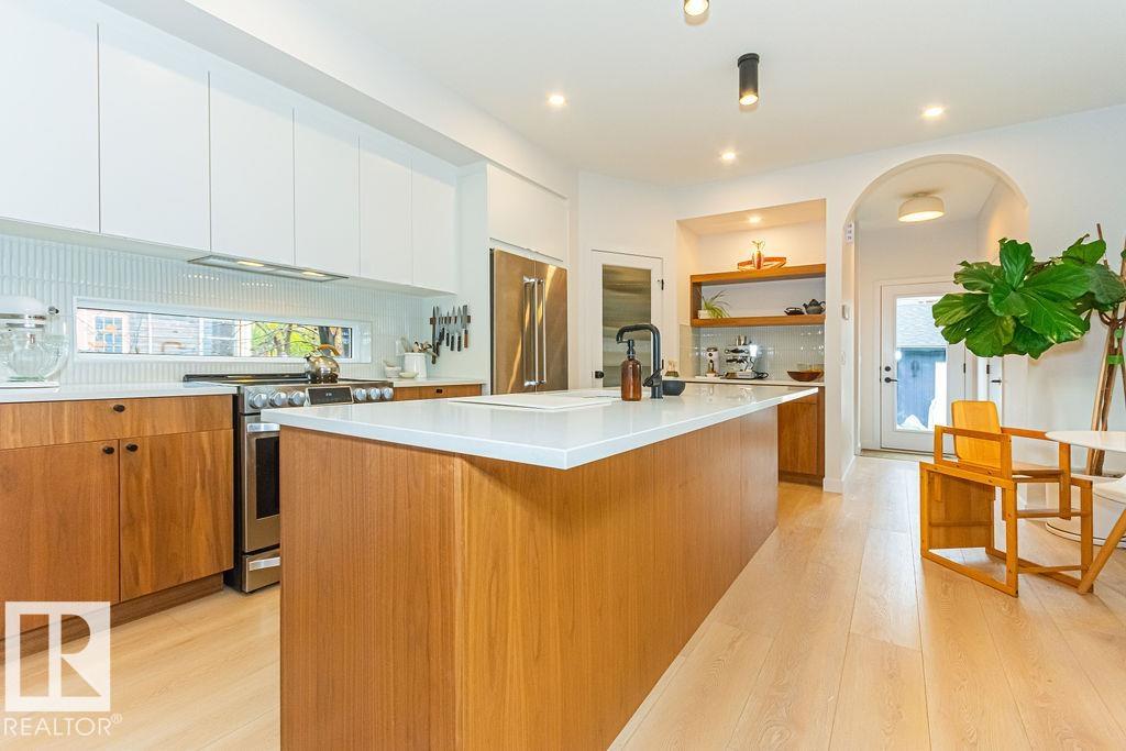 Photo 5 at 11211 61 Street NW, Highlands, Edmonton