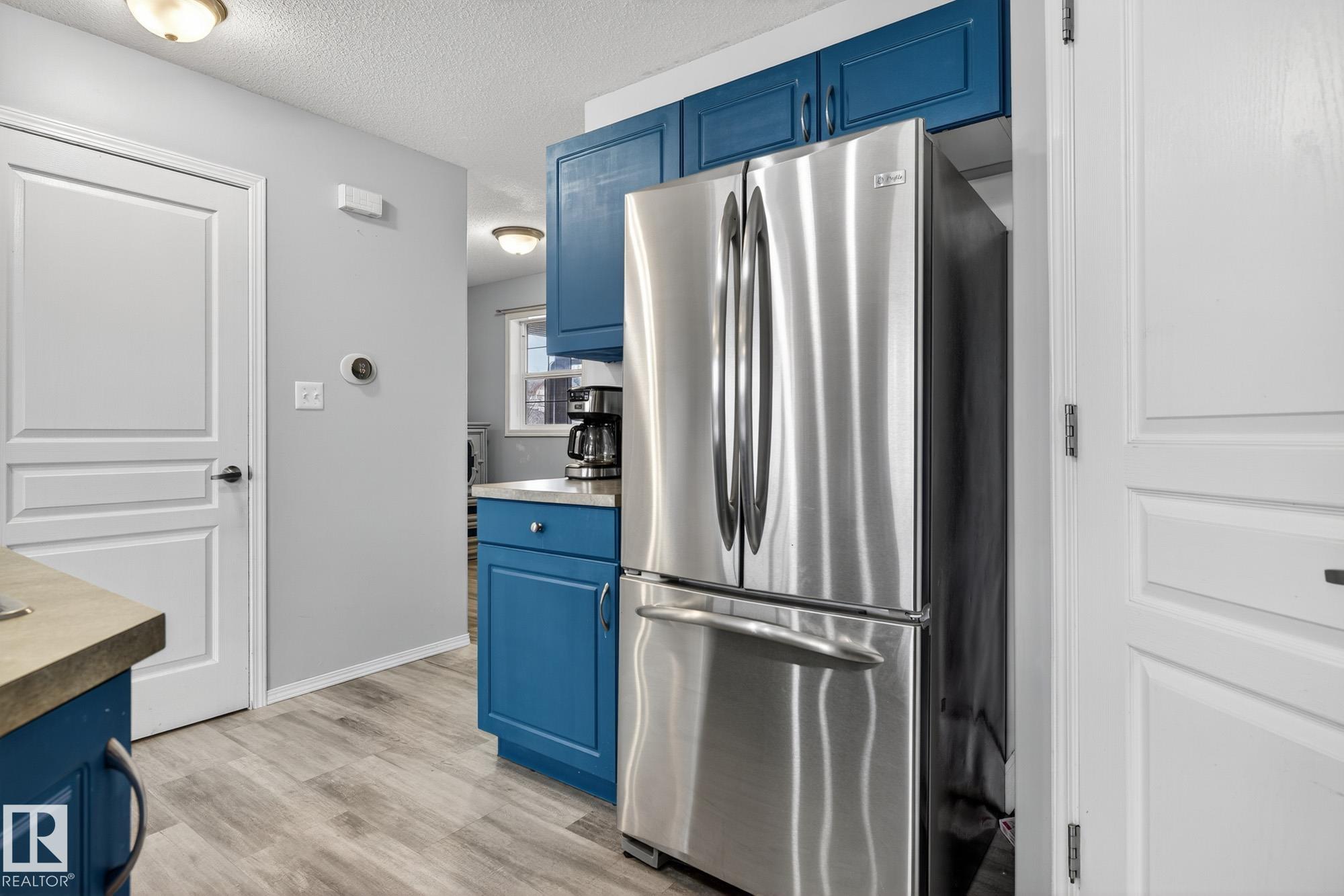 Photo 13 at 137 Rue Magnan, Montalet, Beaumont