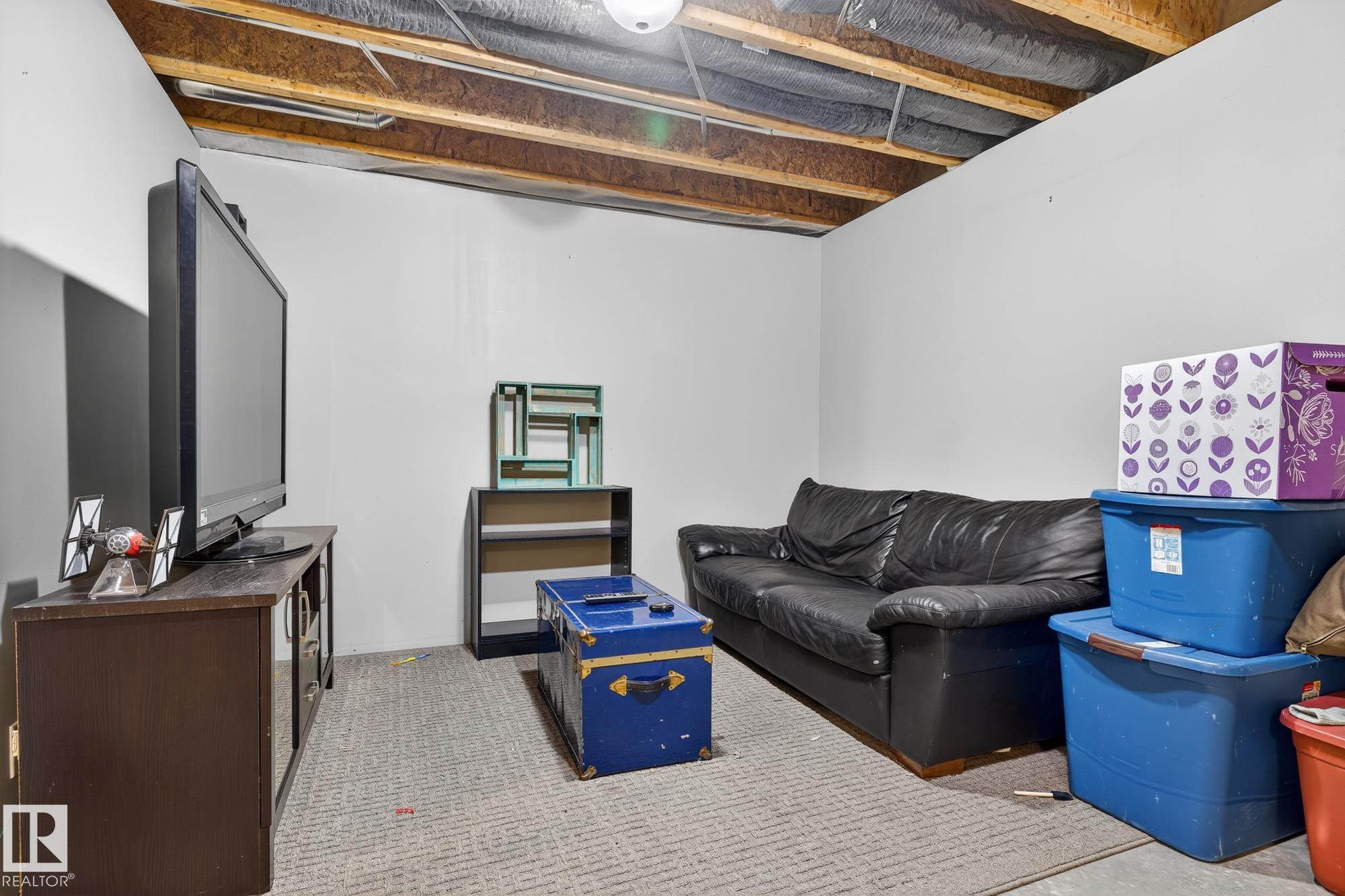 Photo 26 at 137 Rue Magnan, Montalet, Beaumont