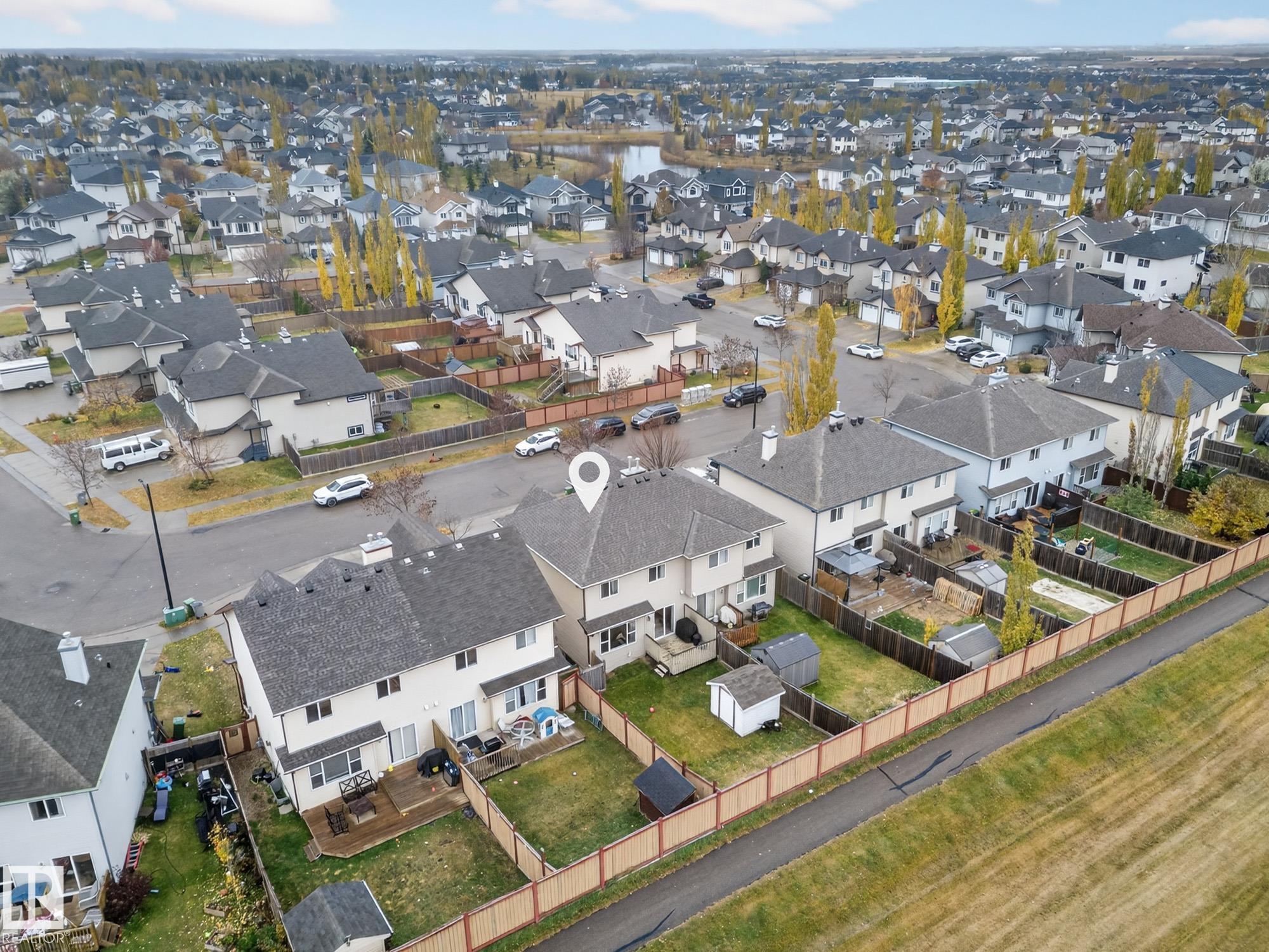 Photo 33 at 137 Rue Magnan, Montalet, Beaumont