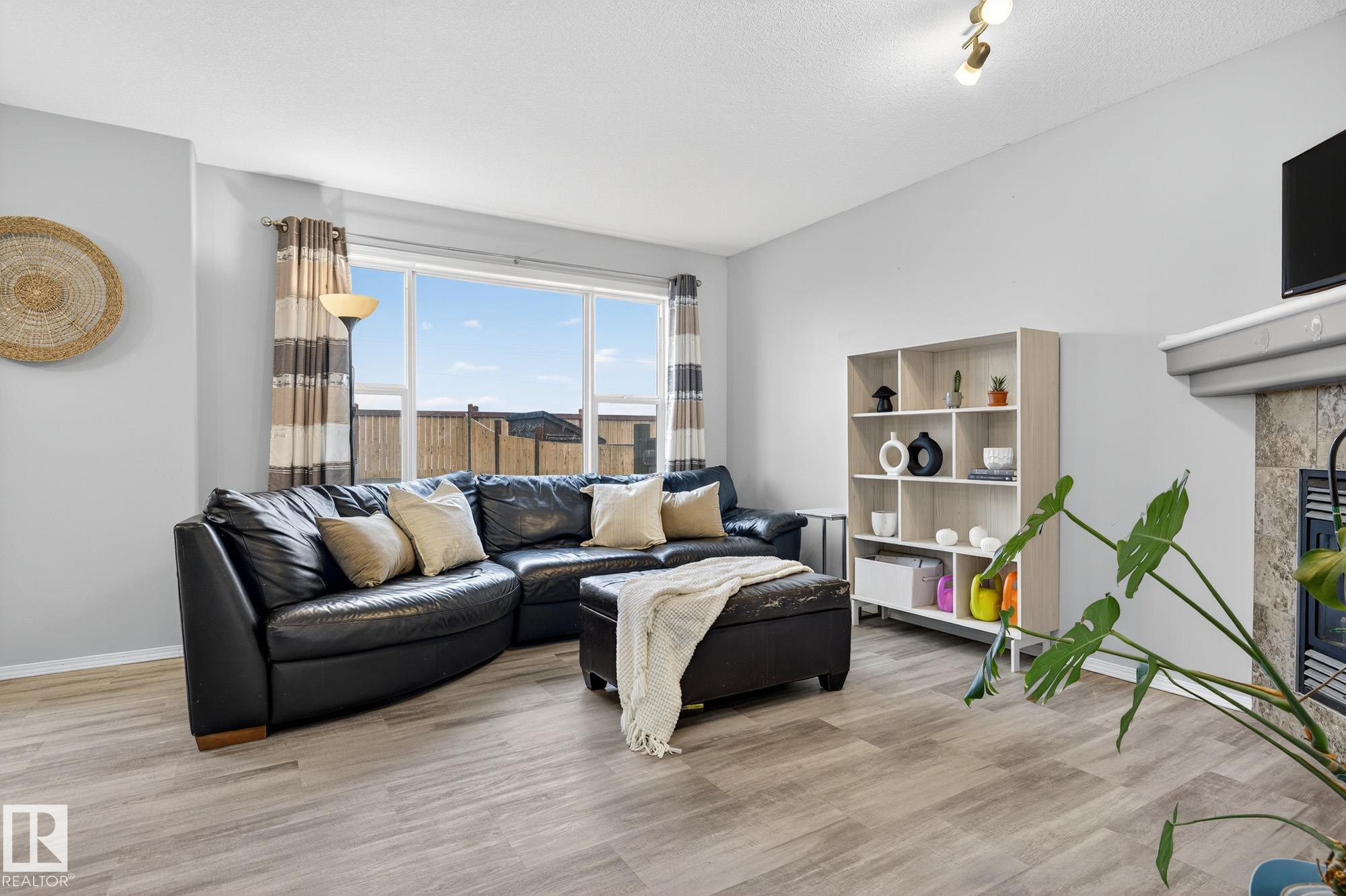 Photo 8 at 137 Rue Magnan, Montalet, Beaumont