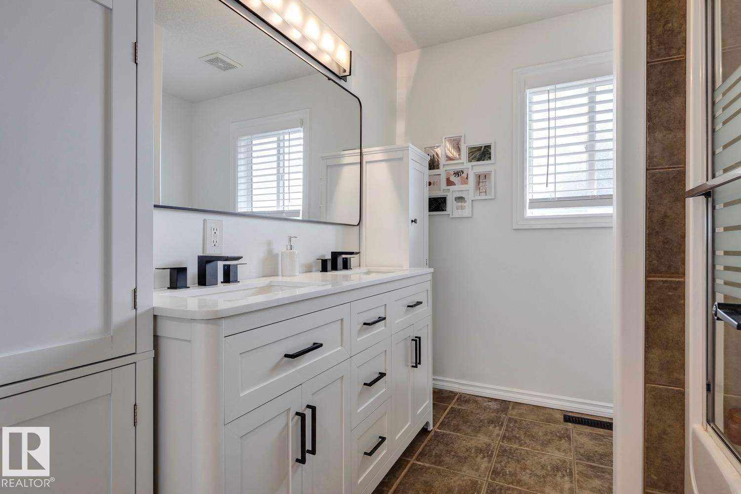 Photo 30 at 1847 Bowman point(e) SW, Blackmud Creek, Edmonton