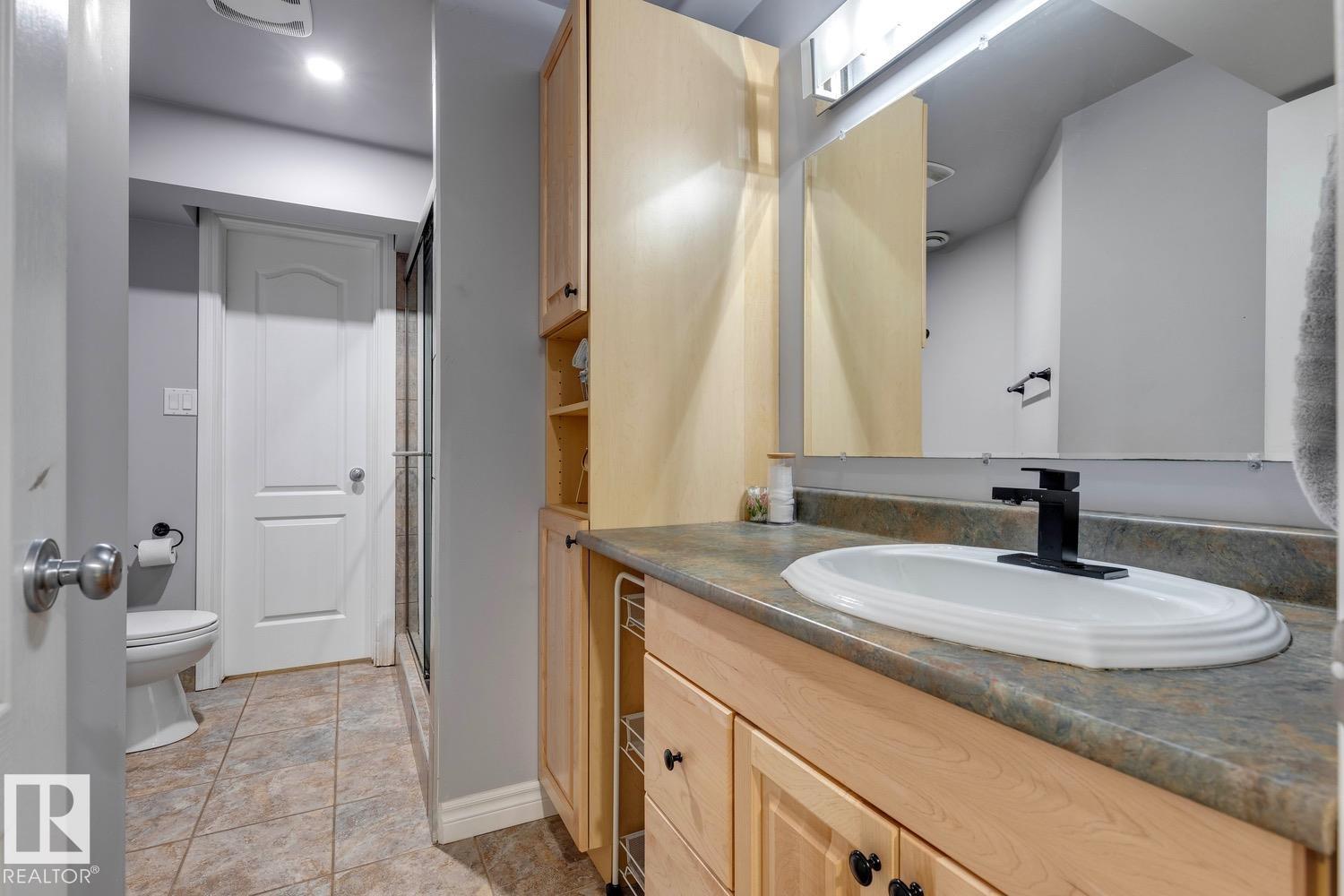 Photo 38 at 1847 Bowman point(e) SW, Blackmud Creek, Edmonton