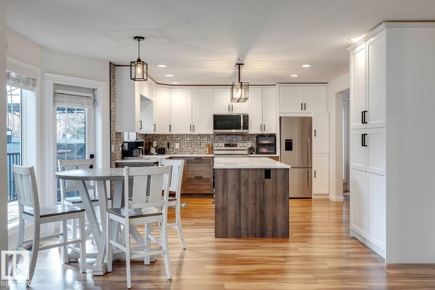 Photo 7 at 1847 Bowman point(e) SW, Blackmud Creek, Edmonton