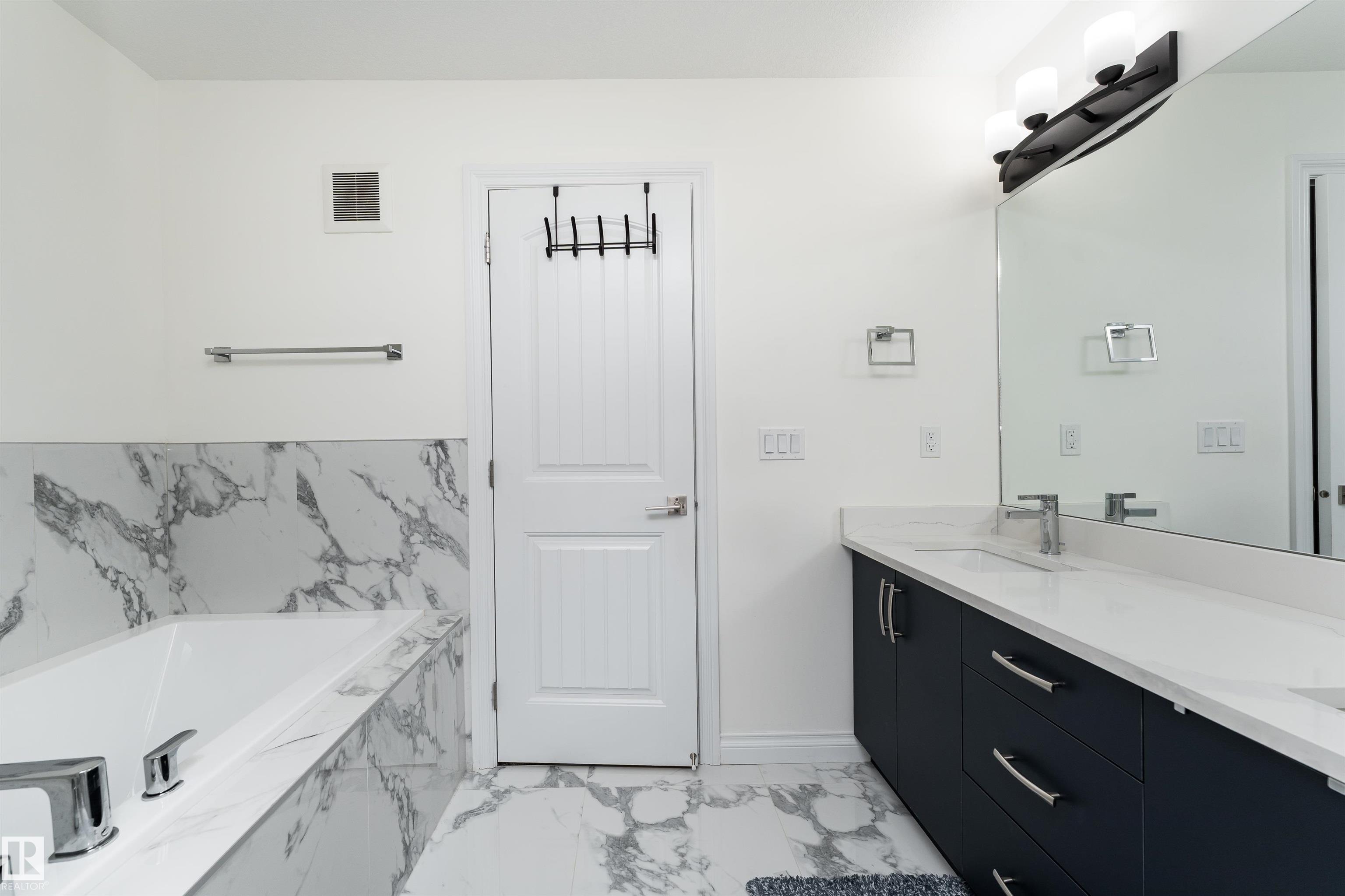 Photo 21 at 5710 Cautley Crescent SW, Chappelle Area, Edmonton