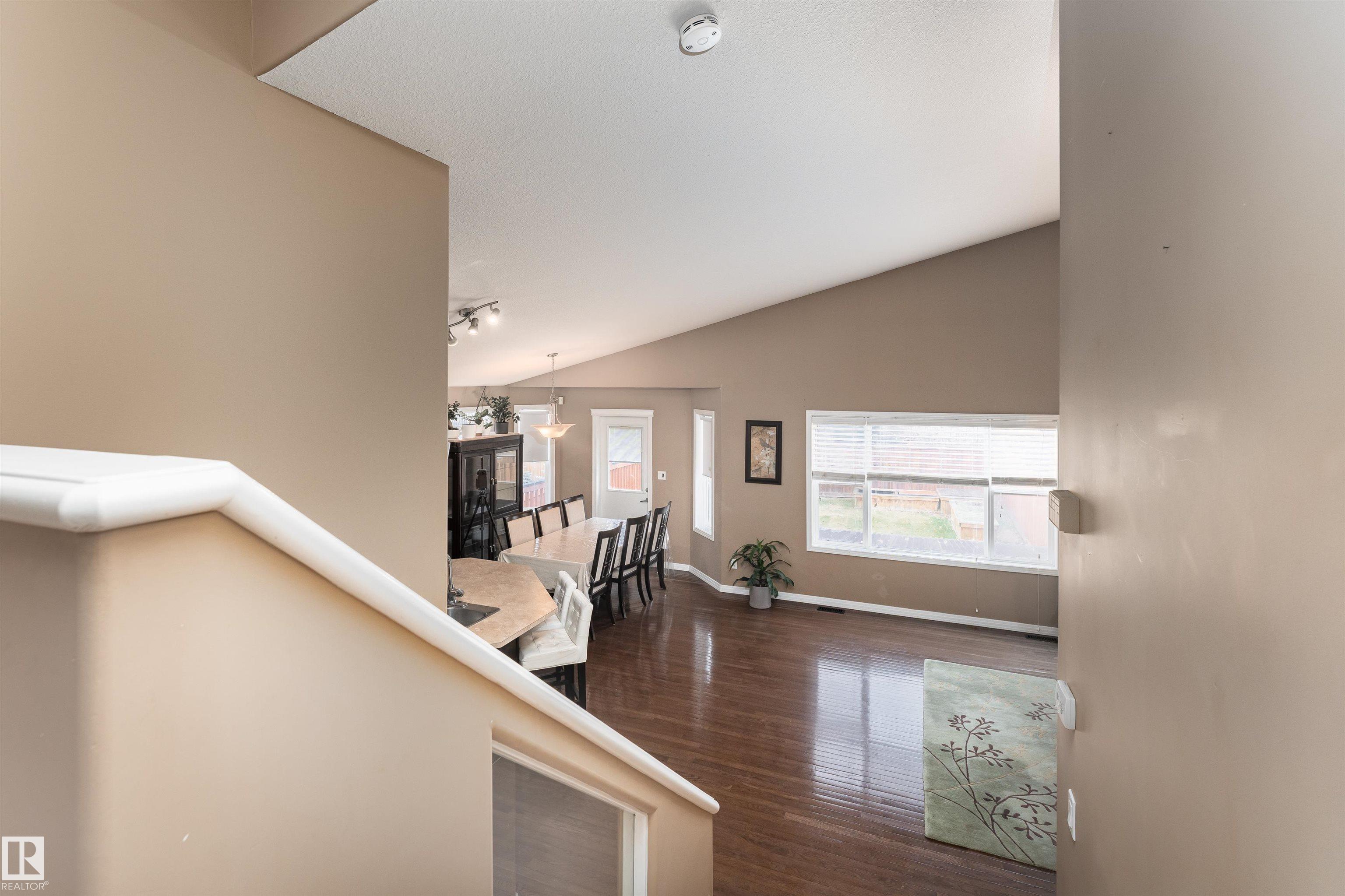 Photo 20 at 166 Rue Magnan Street, Montalet, Beaumont