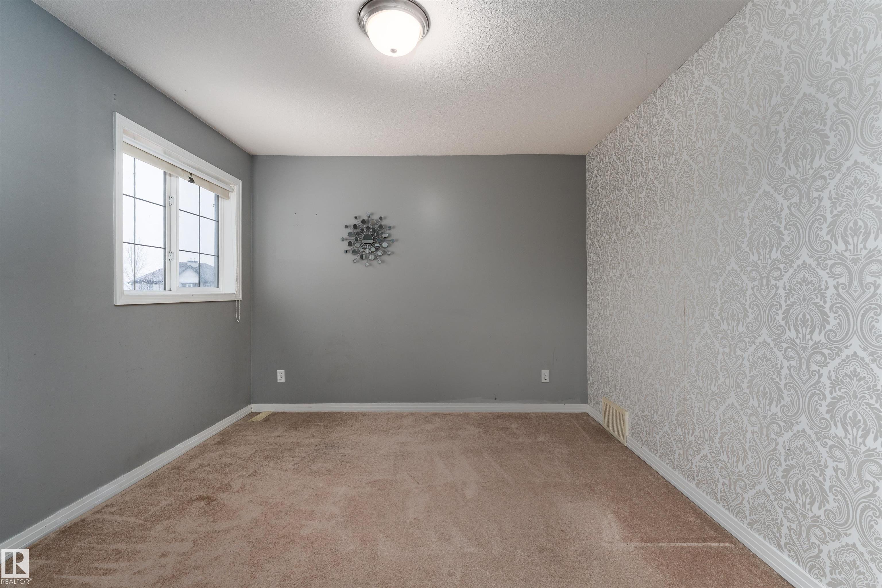 Photo 27 at 166 Rue Magnan Street, Montalet, Beaumont