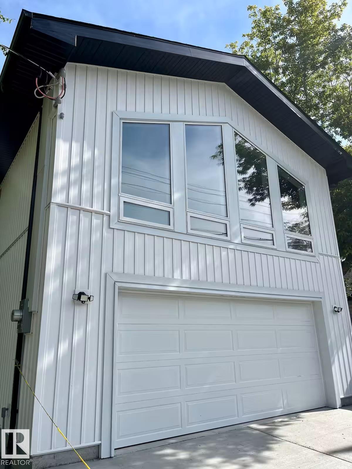 Photo 41 at 10711 76 Avenue NW, Queen Alexandra, Edmonton