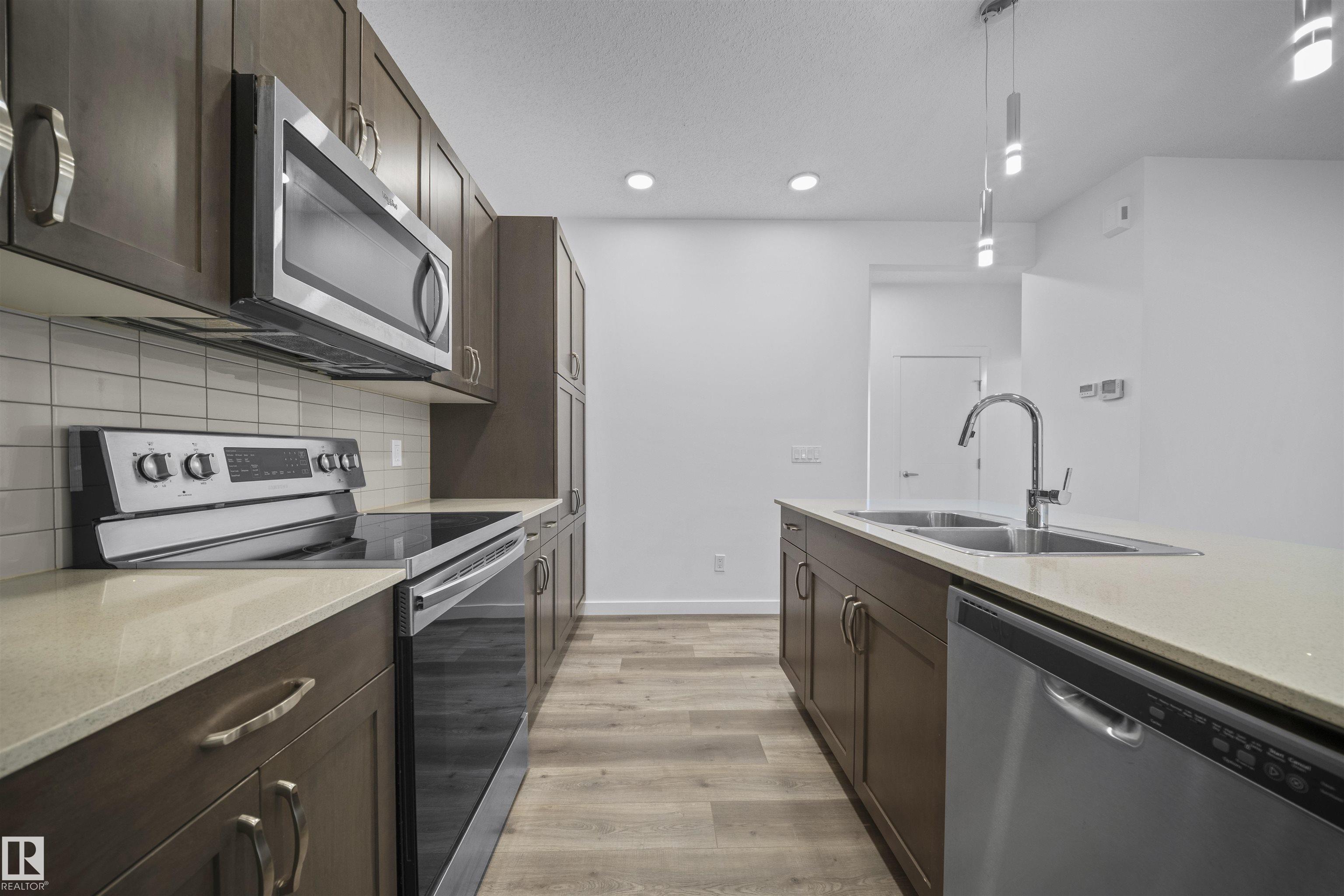 Photo 23 at 1512 26 Avenue NW, Tamarack, Edmonton