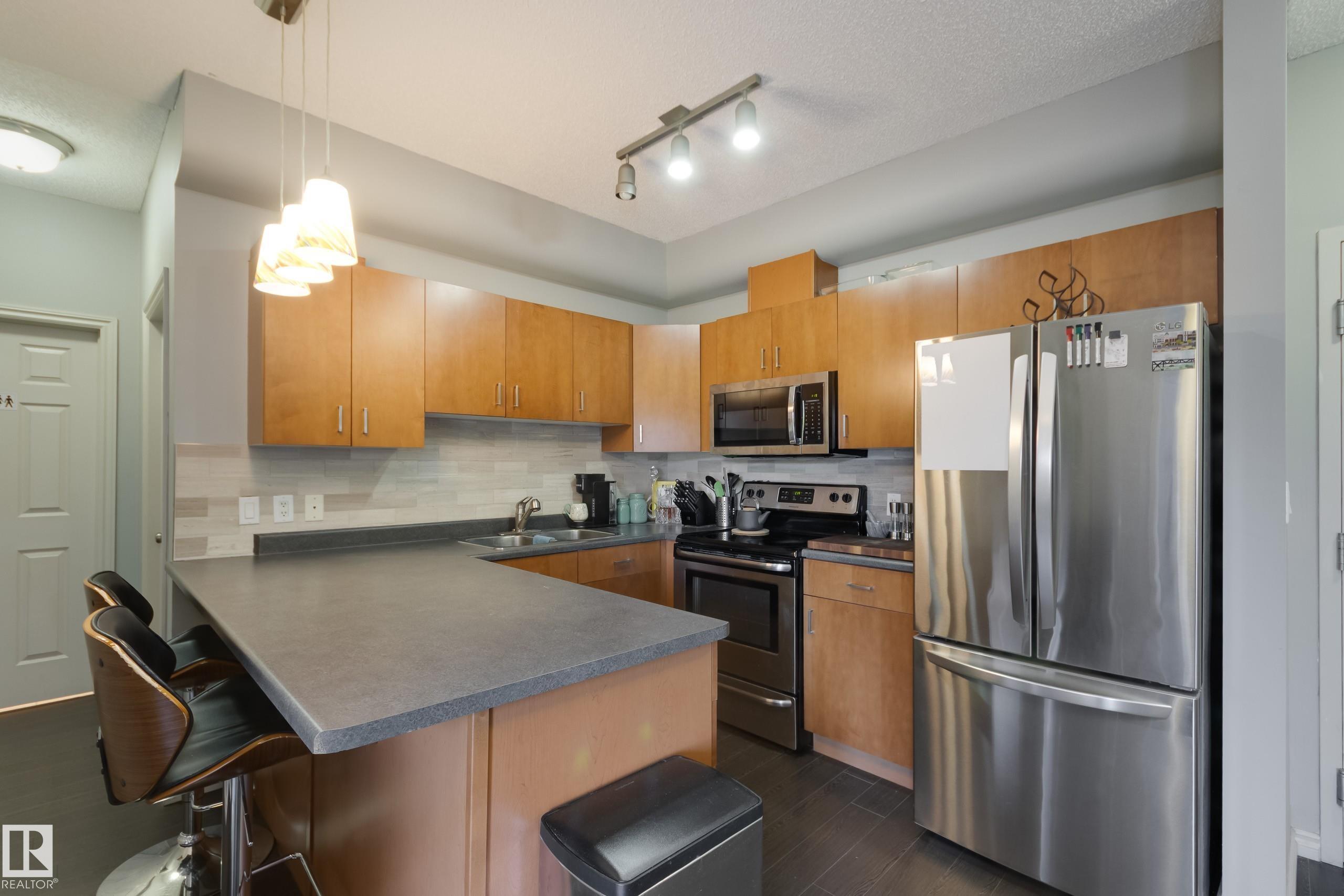 Photo 13 at 301 - 10235 112 Street NW, Wîhkwêntôwin, Edmonton