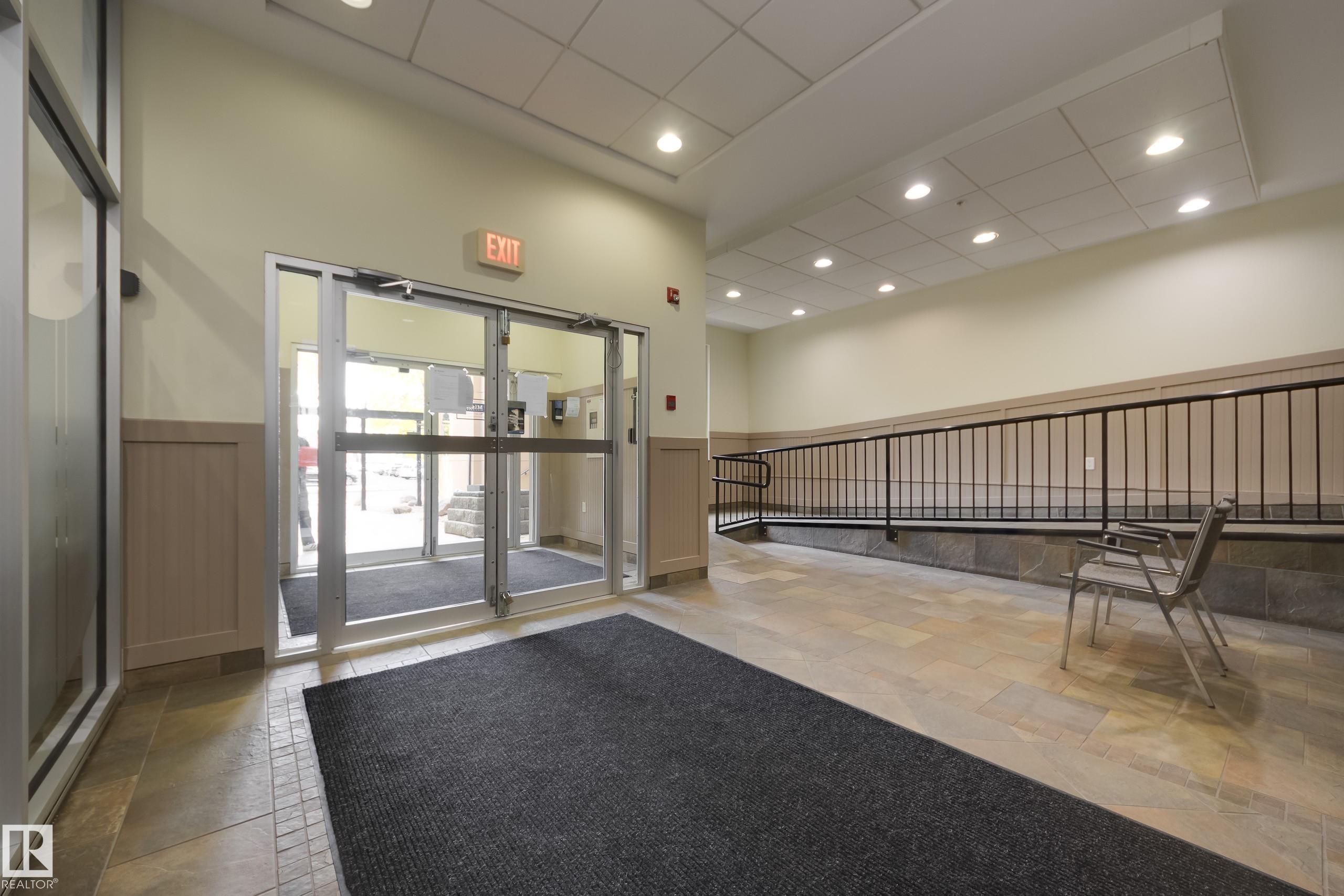 Photo 3 at 301 - 10235 112 Street NW, Wîhkwêntôwin, Edmonton