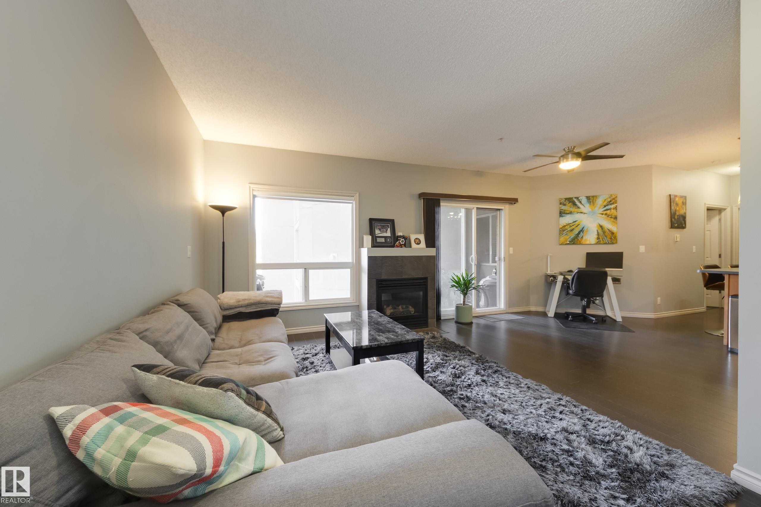 Photo 9 at 301 - 10235 112 Street NW, Wîhkwêntôwin, Edmonton